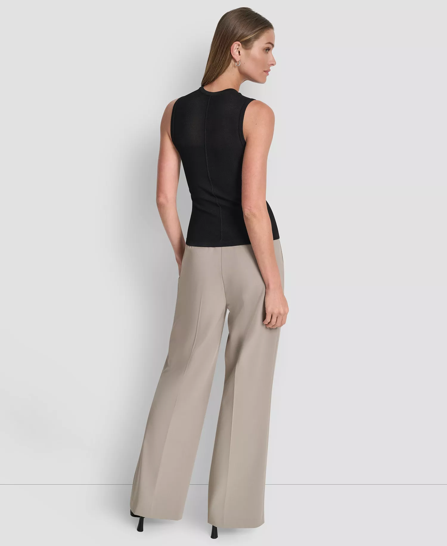 Women's Sleeveless Crewneck Sweater - Black - L