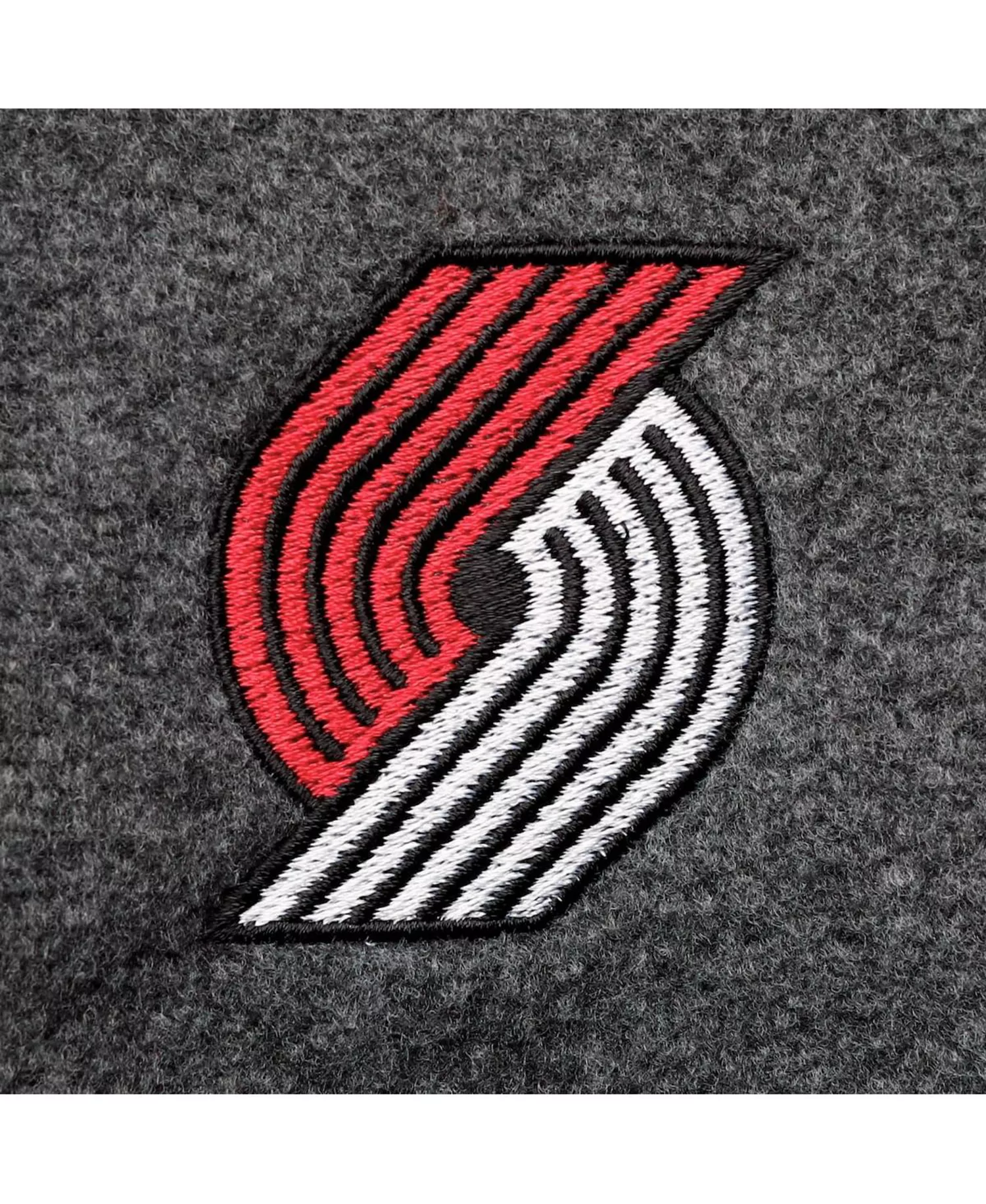 Men's Portland Trail Blazers Heathered Charcoal Flanker Full-Zip Jacket - Heathered Charcoal - Medium