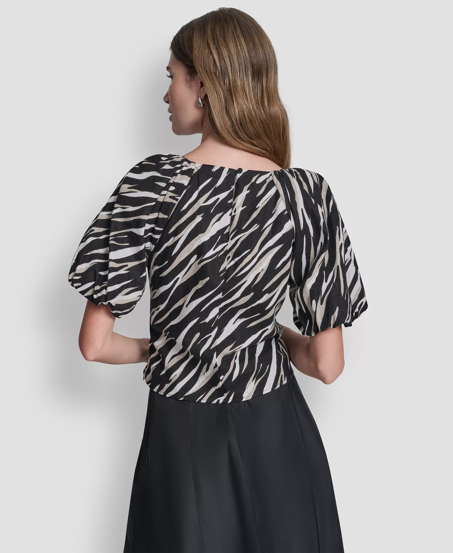 Women's Printed Scoop-Neck Short-Puff-Sleeve Top - Concrete Animal - L