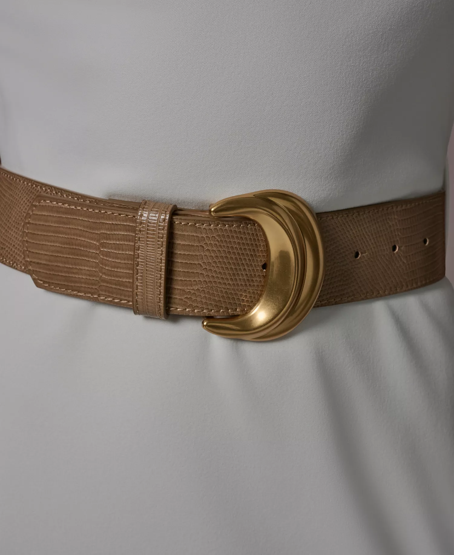 Women's Mock Neck Belted Sheath Dress - Cream - 10