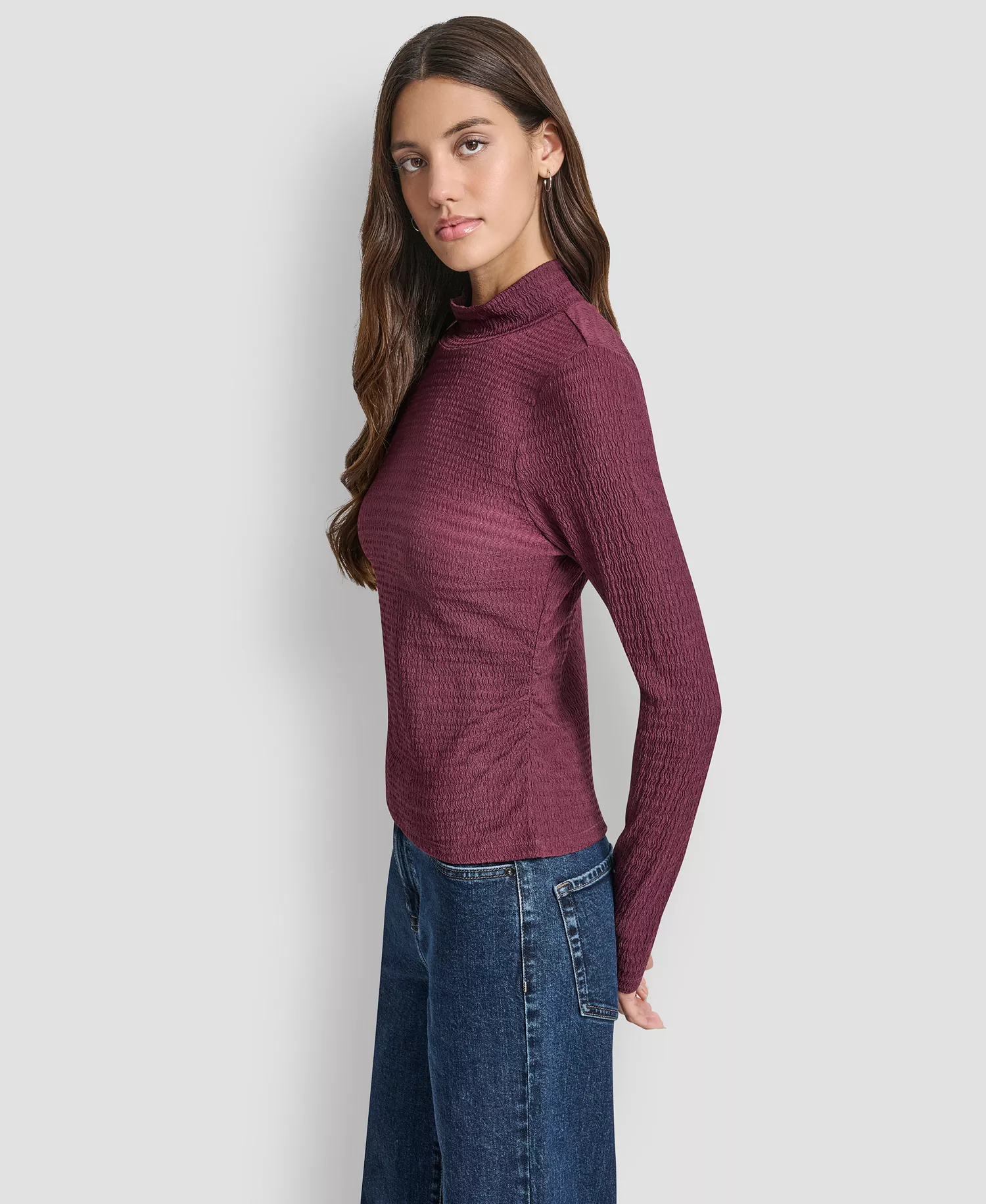 Women's Ripple Lace Mock Neck T-Shirt - Syrah - XL
