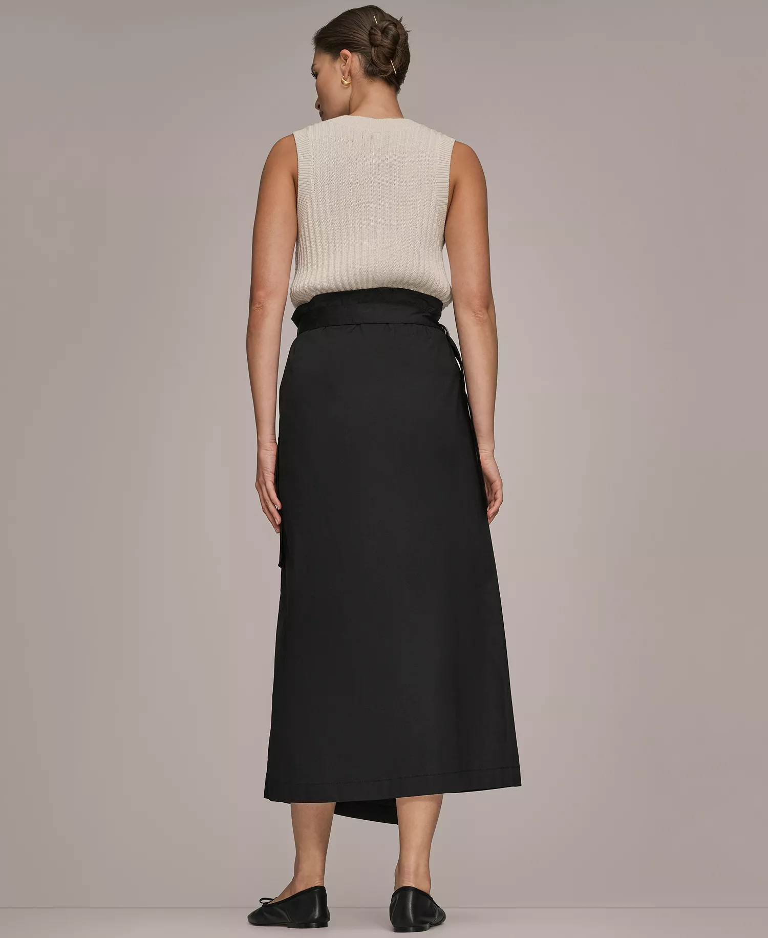 Women's Sleeveless V-Neck Loop Stitch Sweater Vest - Cream/silver - L