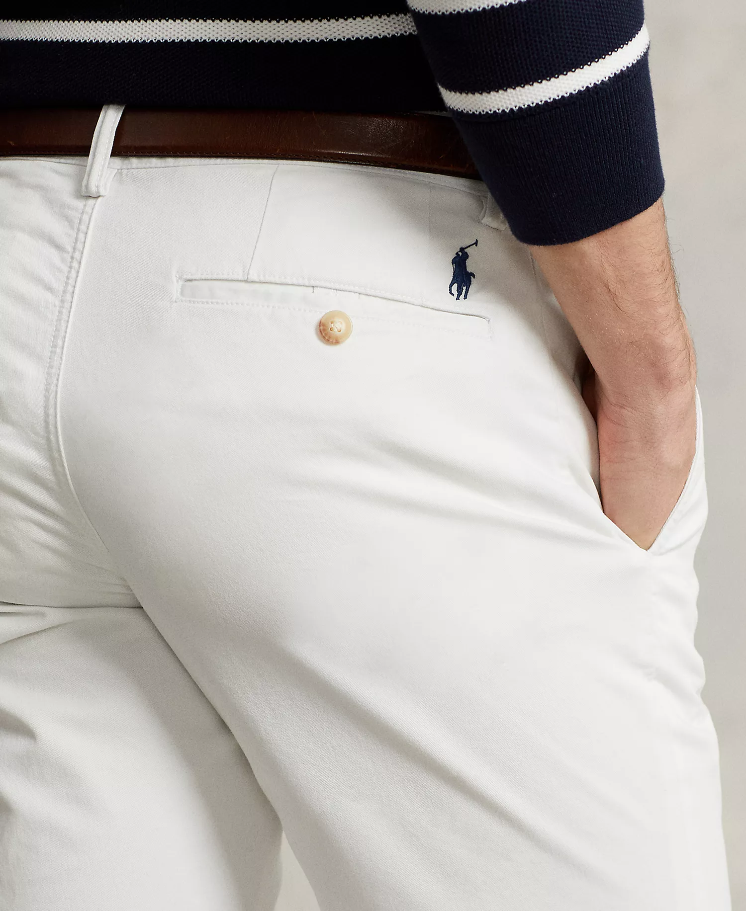 Men's 9-1/2-Inch Stretch Slim-Fit Shorts - Deckwash White - 28