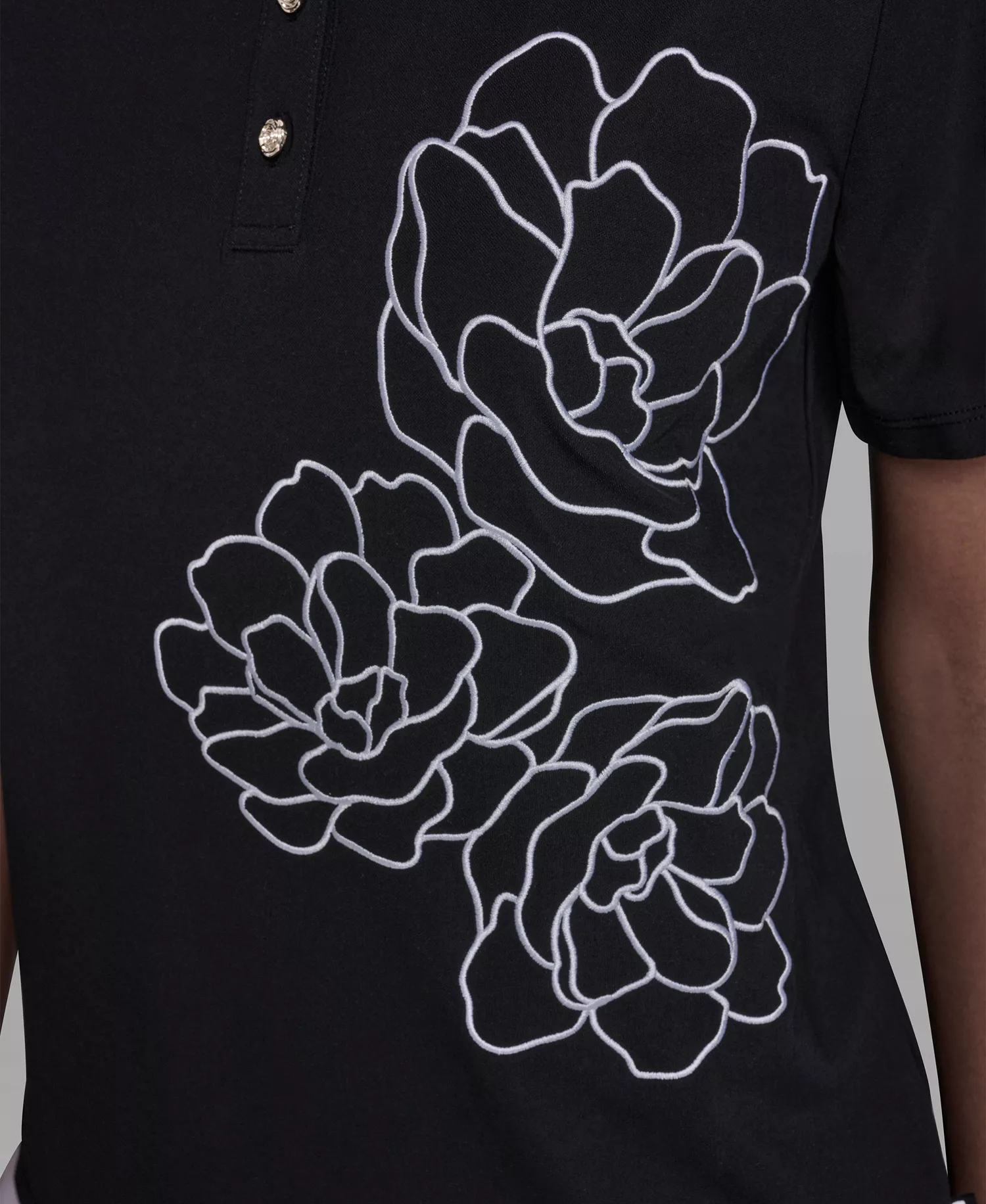 Women's Short-Sleeve Rose Embroidered Collared Blouse - Black - L