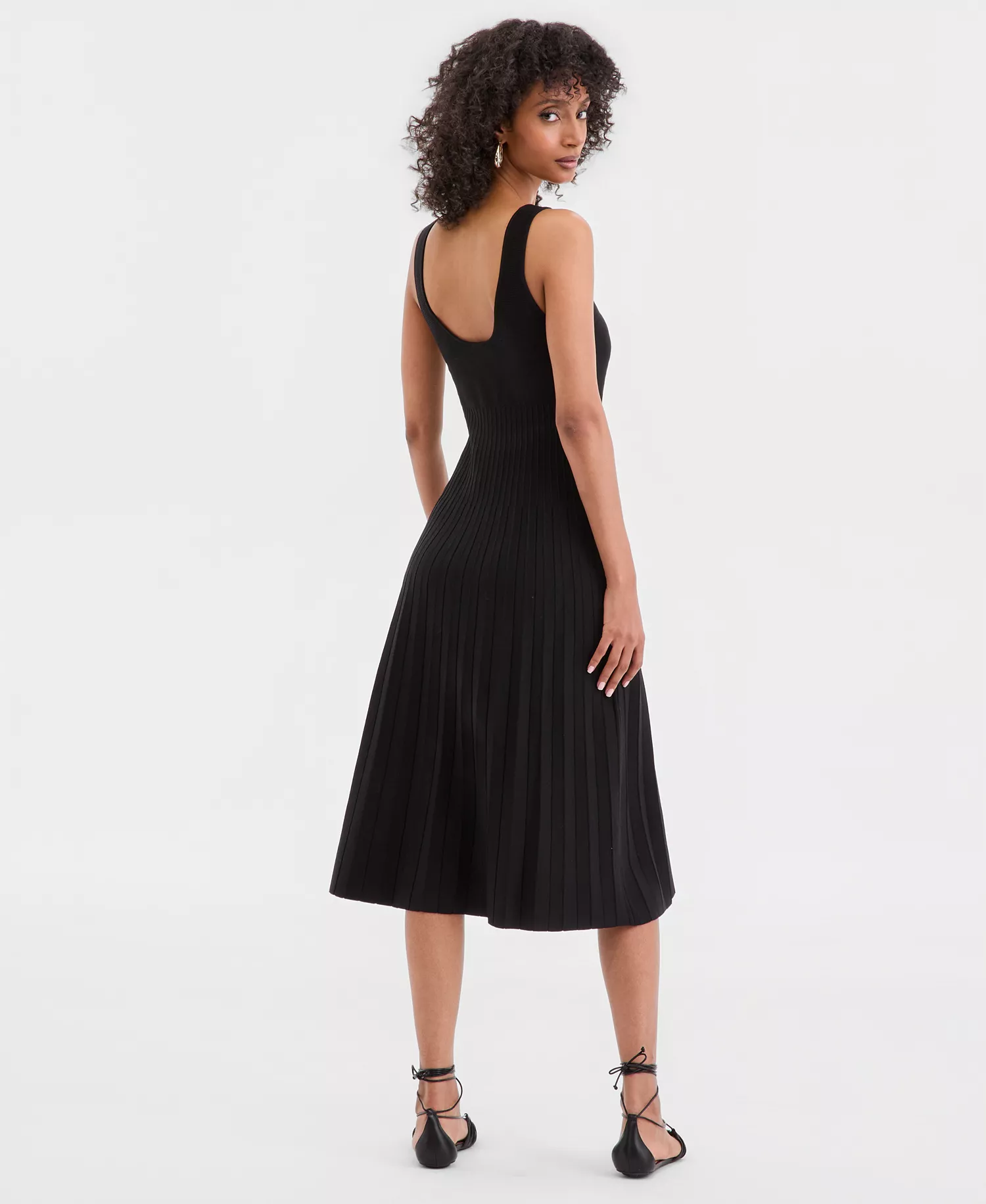 Women's Sleeveless Pleated Sweater Dress, Macy's Exclusive - Deep Black - L