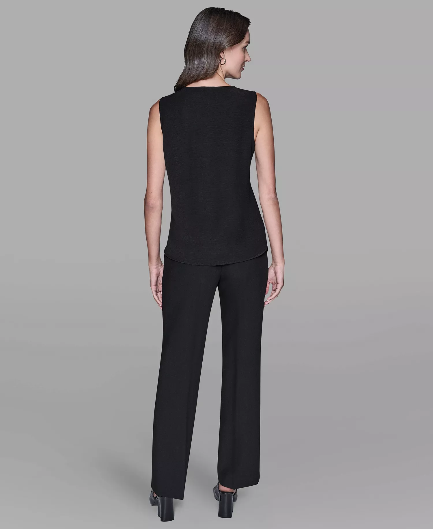 Women's Sleeveless V-Neck Bow Detail Top - Black - L