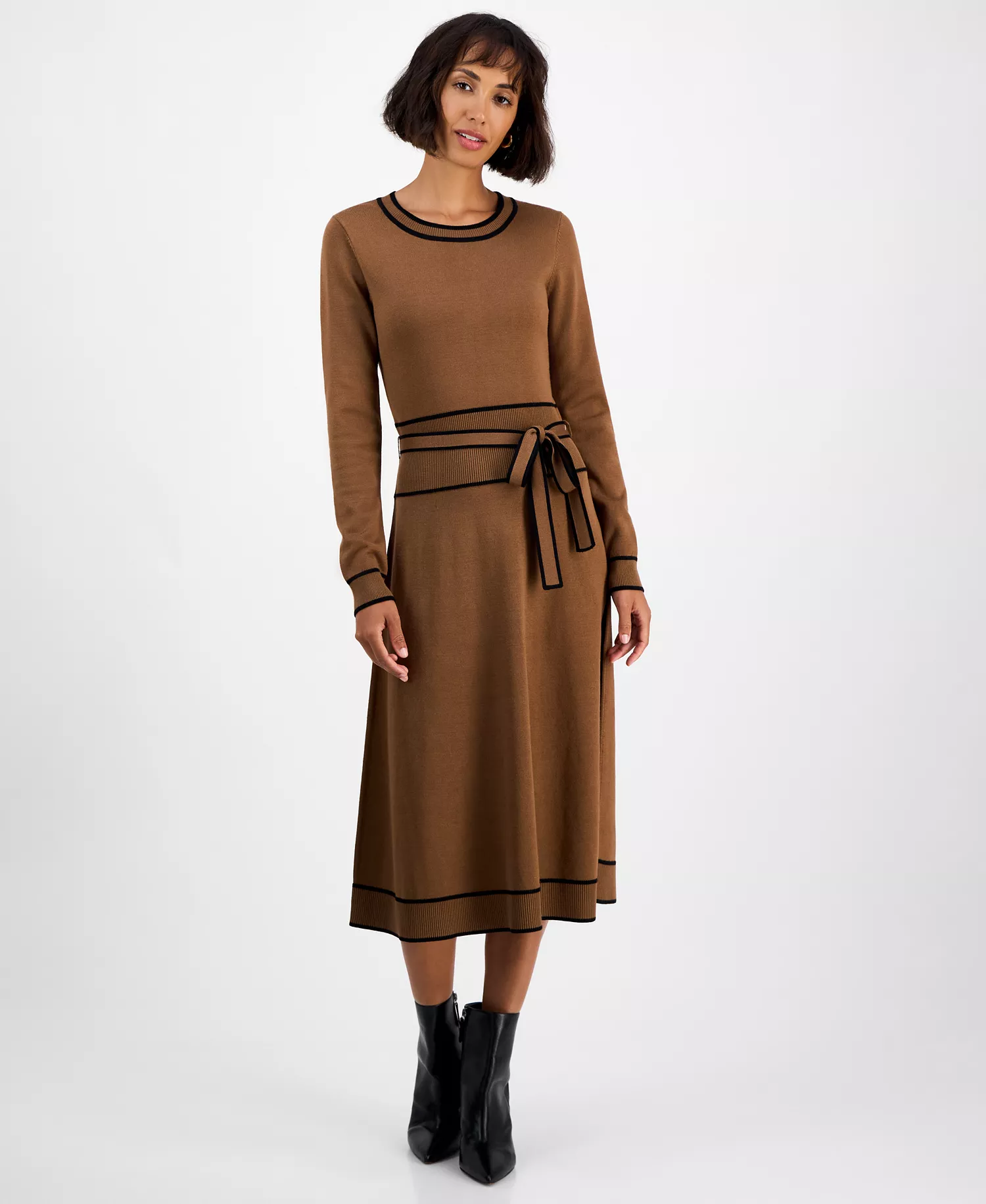 Women's Wide-Rib Belted Sweater Dress - Sherwood Camel/black - M