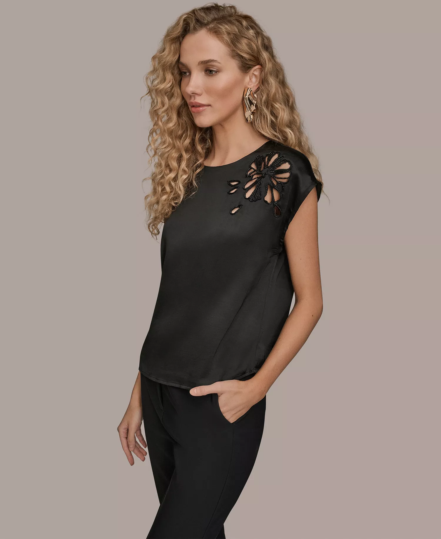 Women's Cap Sleeve Floral Cutout Satin Blouse - Black - L