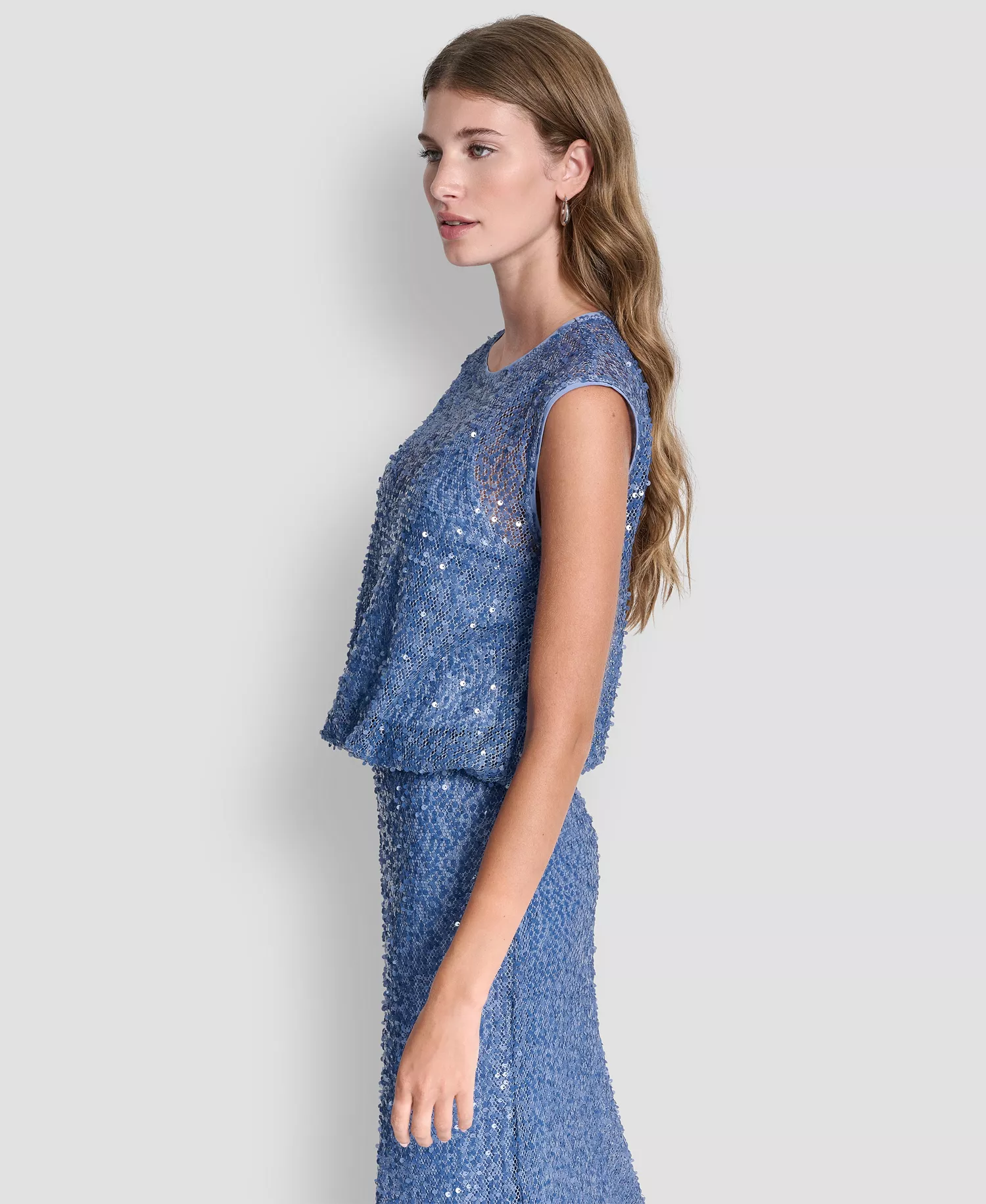 Women's Sleeveless Bubble Hem Sequin Knit Top - Liberty Sky - L