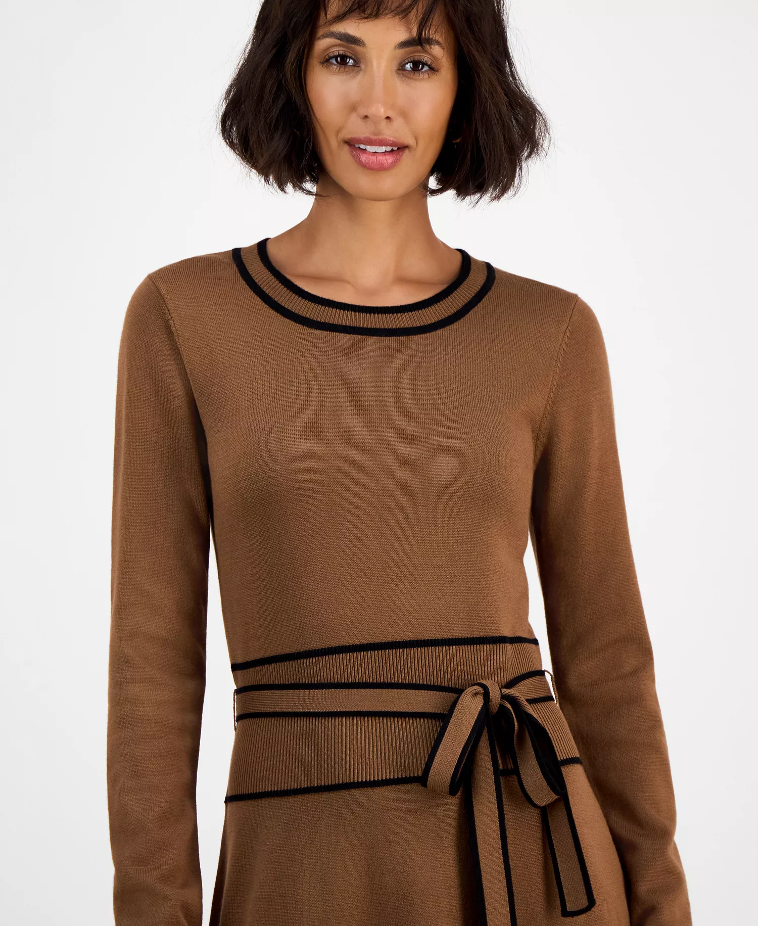 Women's Wide-Rib Belted Sweater Dress - Sherwood Camel/black - M