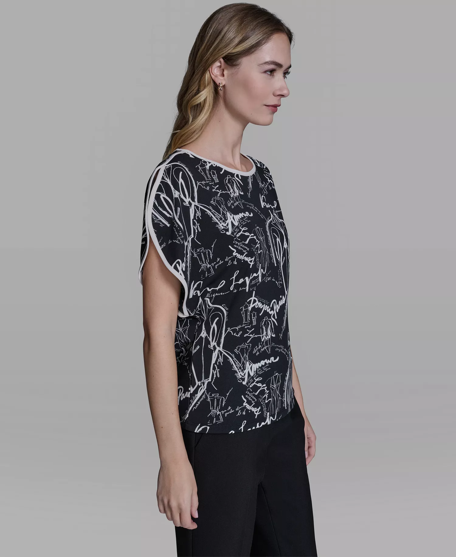 Women's Printed Split-Sleeve Crew Neck Top - Bisque/Black - L