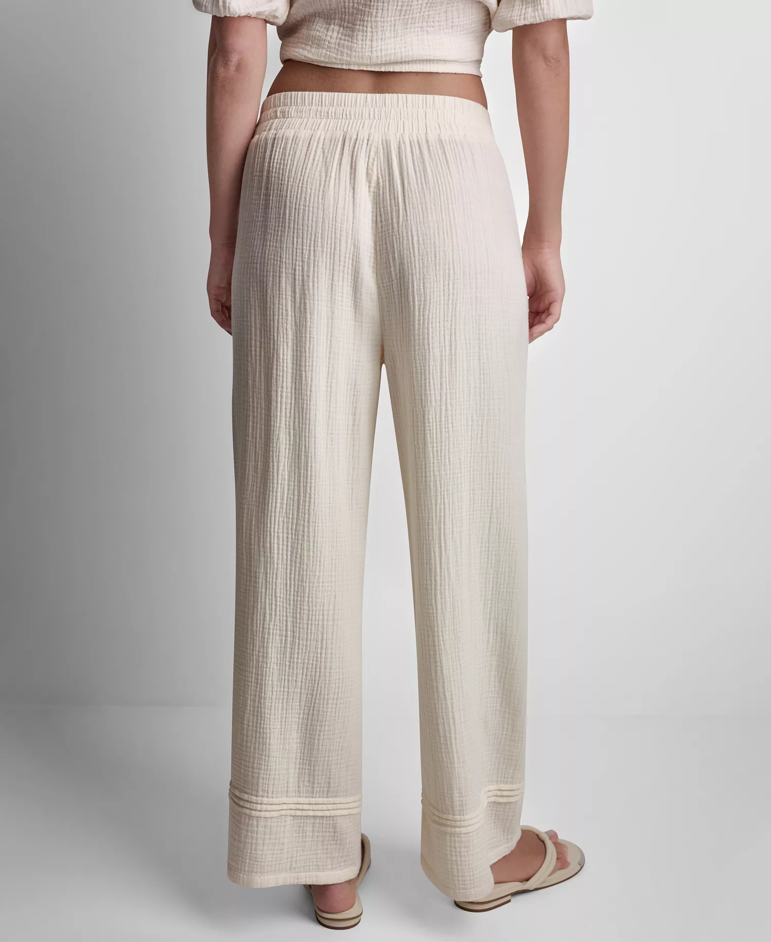 Petite Smocked Encased Elastic Waistband Ankle Length Pants - Eggnog - PL