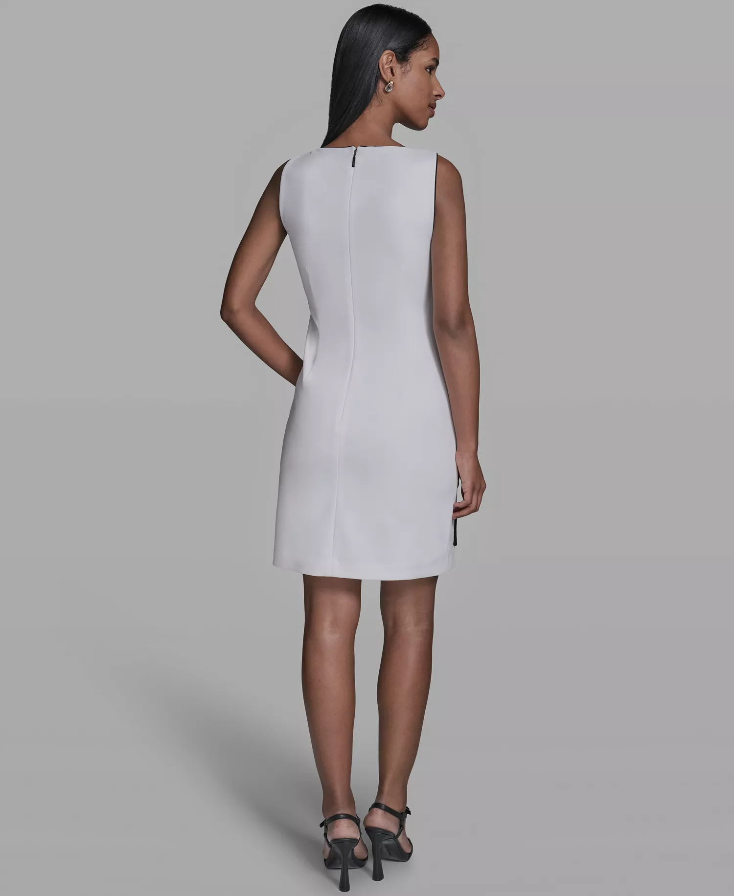 Women's Contrast 3D Flowers A-Line Dress - Soft White/Black - 10