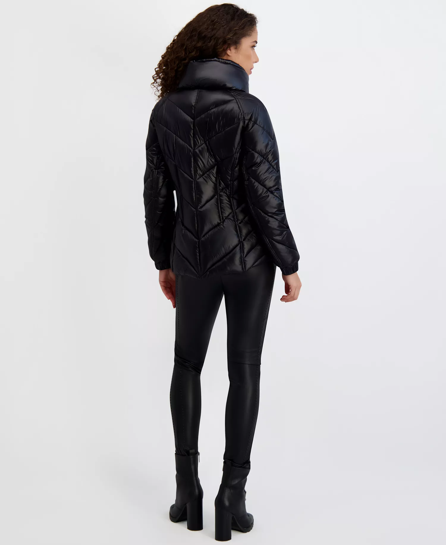 Women's Pillow-Collar Puffer Coat - Black - L