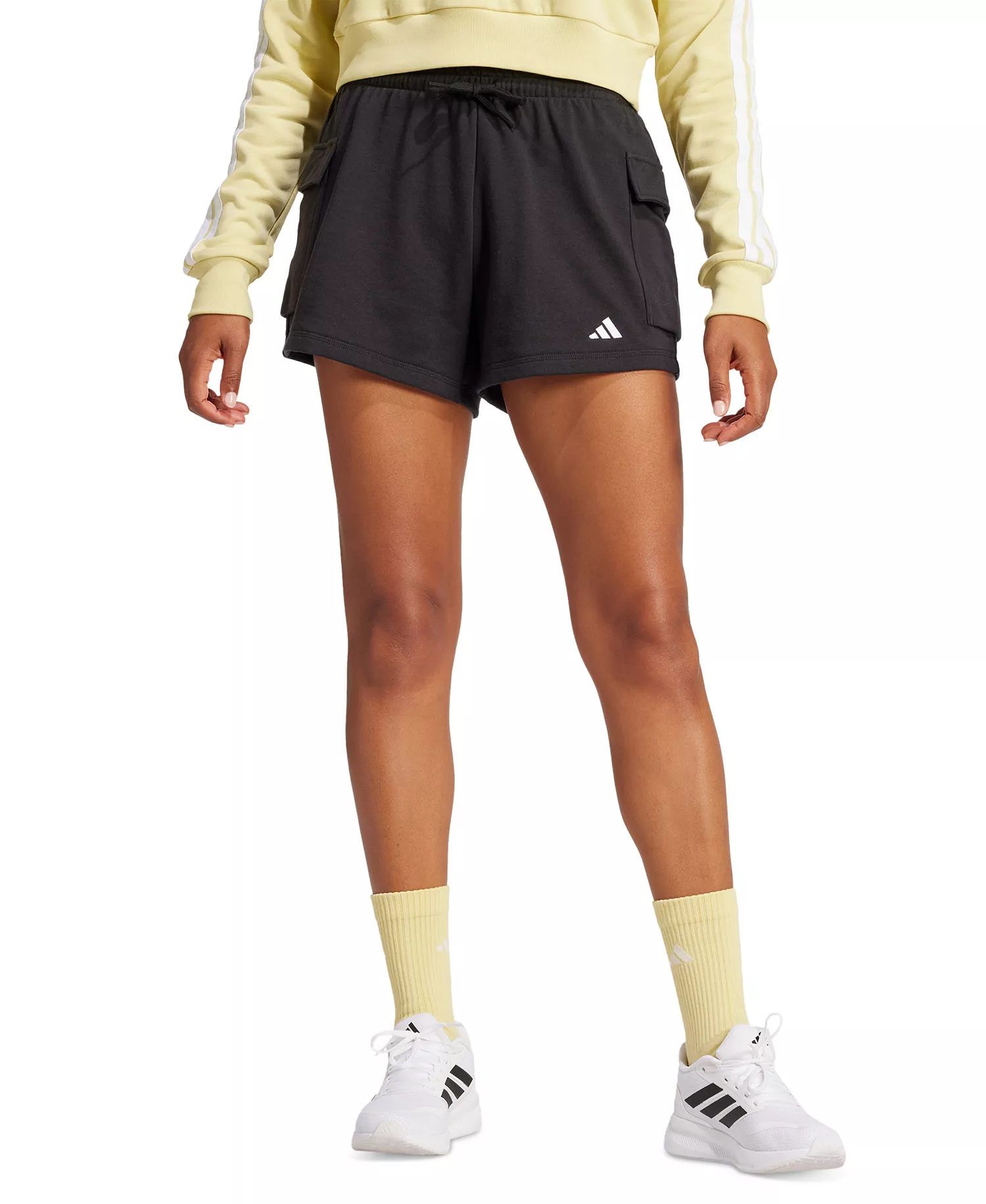 The Essentials Logo French Terry Cargo Shorts - Black/whit - L