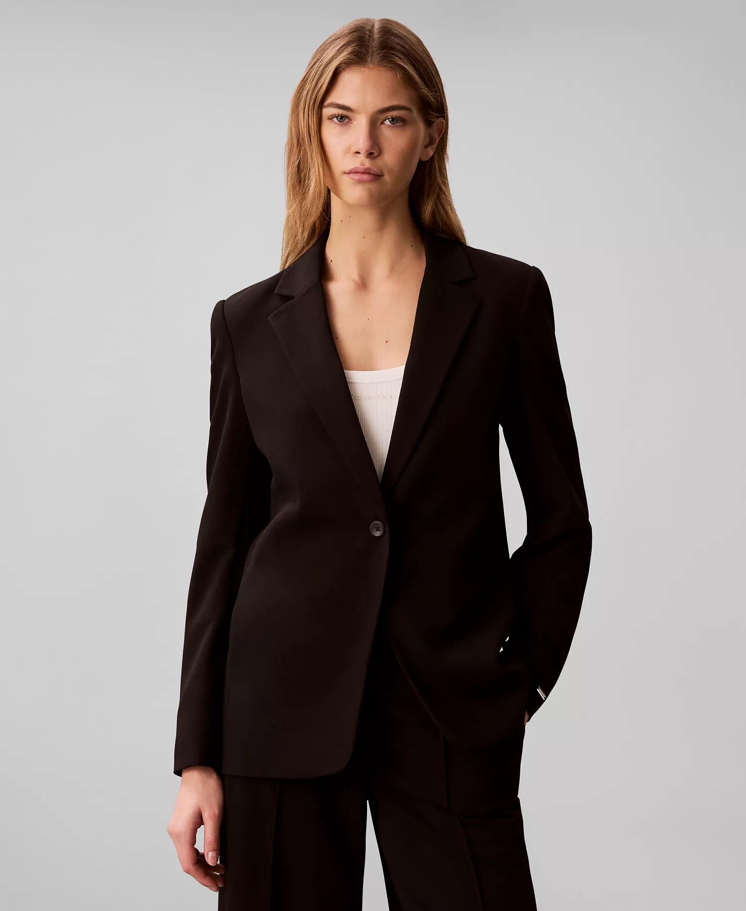 Women's Crepe Travel Blazer and Cropped Wide Leg Pants - Black - 10