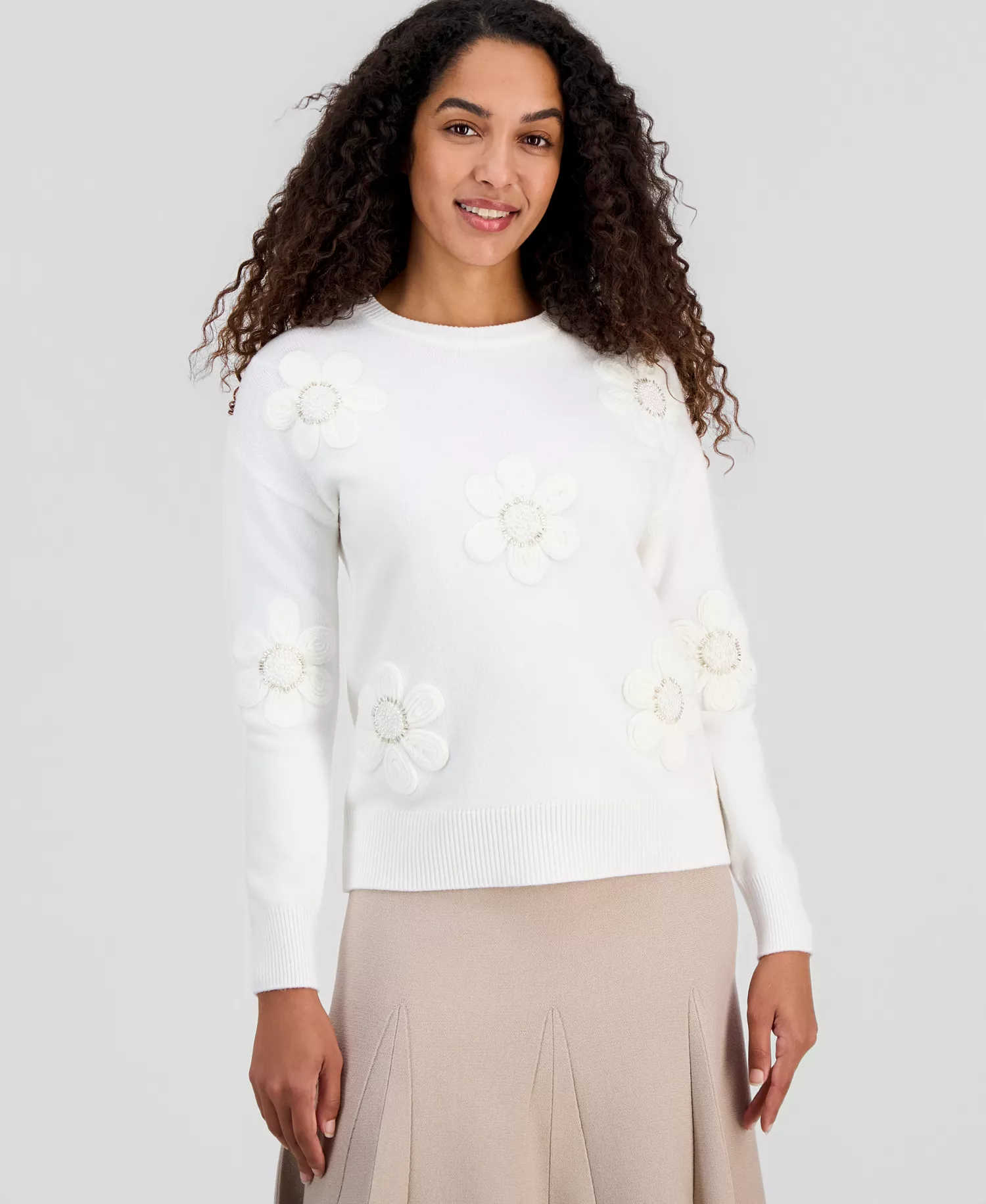 Women's Dimensional Flowers Crewneck Sweater - White Star - L