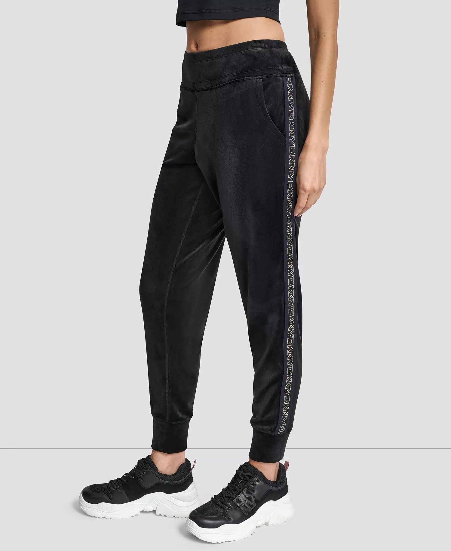 Women's Super Soft Velour Cuffed Metallic Logo Joggers - Black/light Gold - L