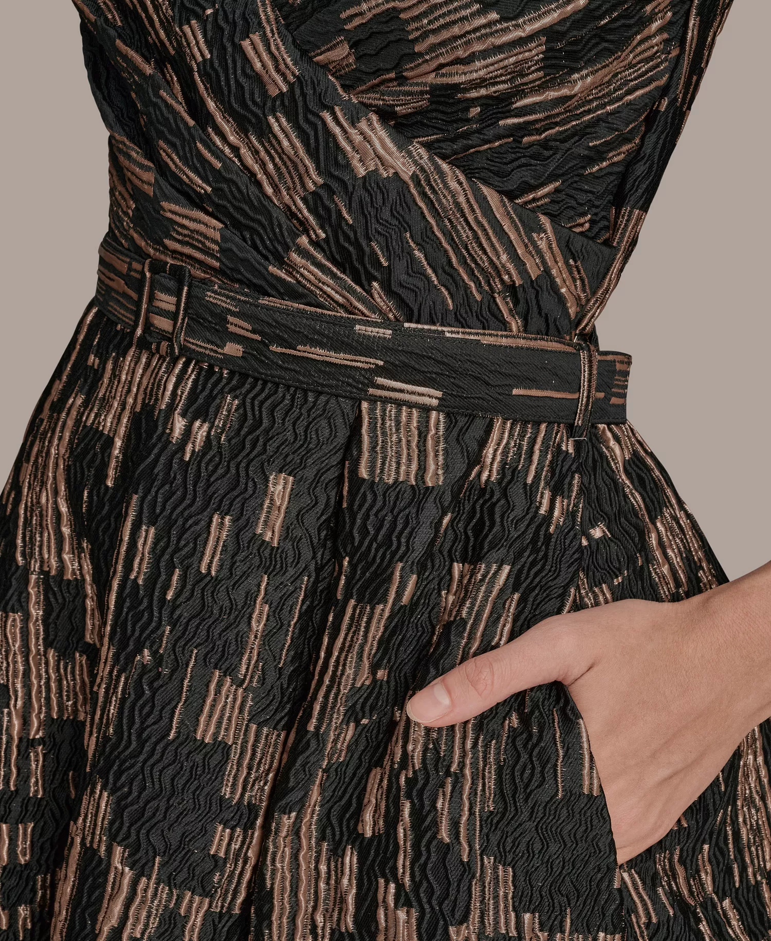 Women's Printed Fit and Flare Dress - BLACK/GOLD MULTI - 10