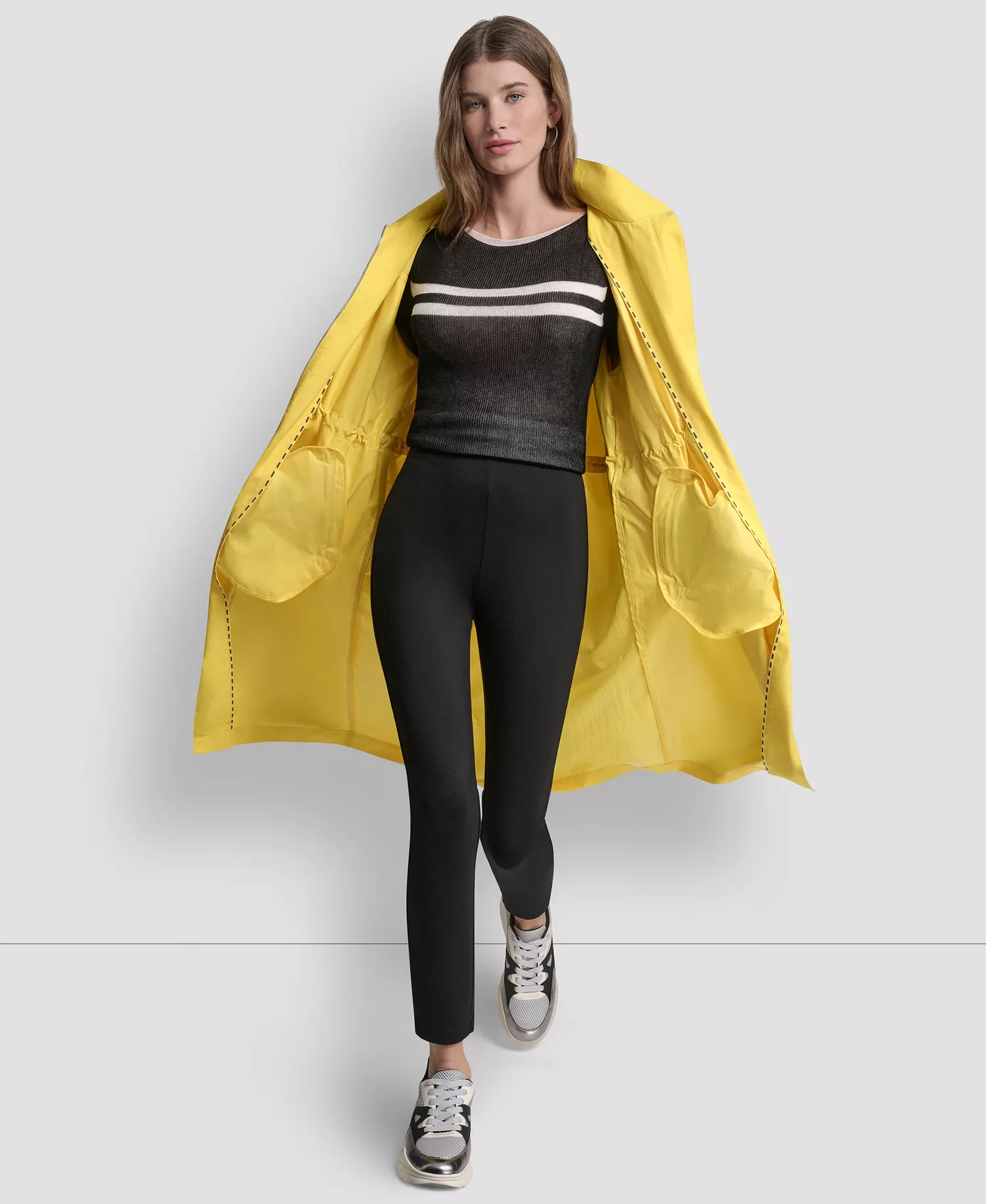 Women's 1989 Logo Hooded Walker Anorak Jacket - Taxi Cab Yellow - L