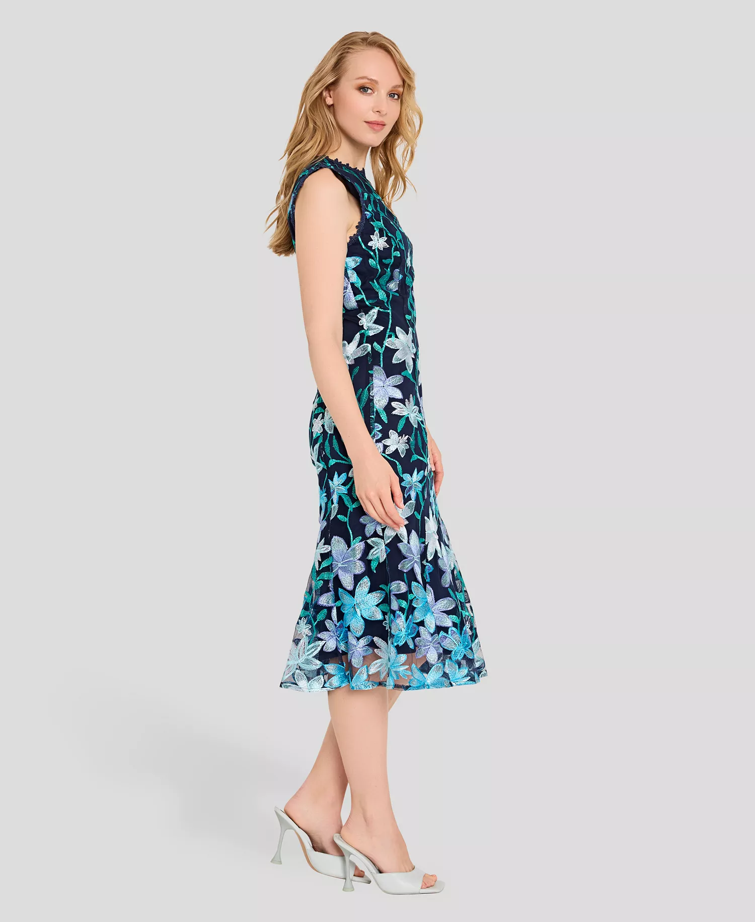 Women's Scoop Neck Sleeveless Dress - Navy lagoon - 10