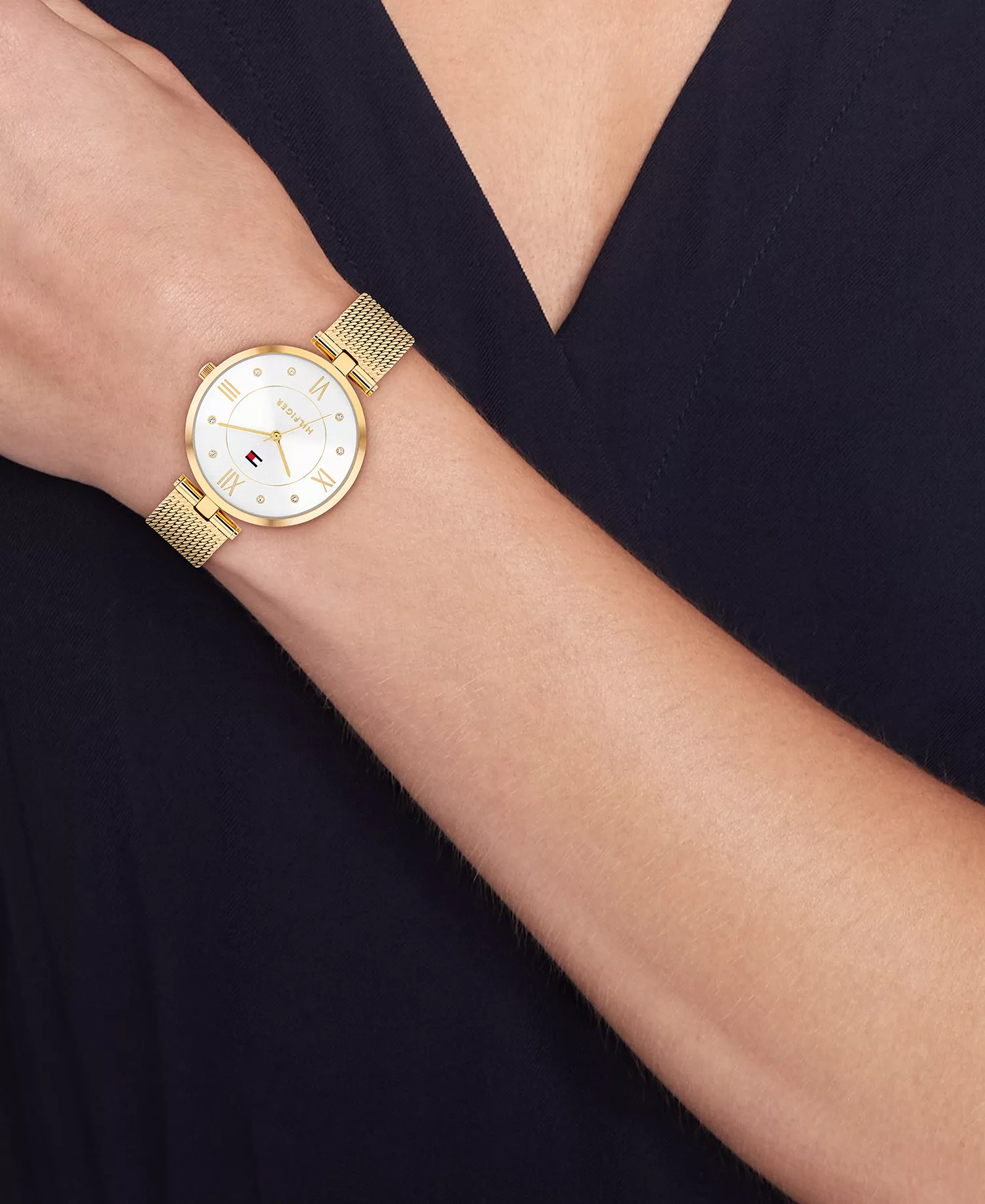 Women's Quartz Gold Tone Stainless Steel Mesh Bracelet Watch, 34mm - Gold - 34