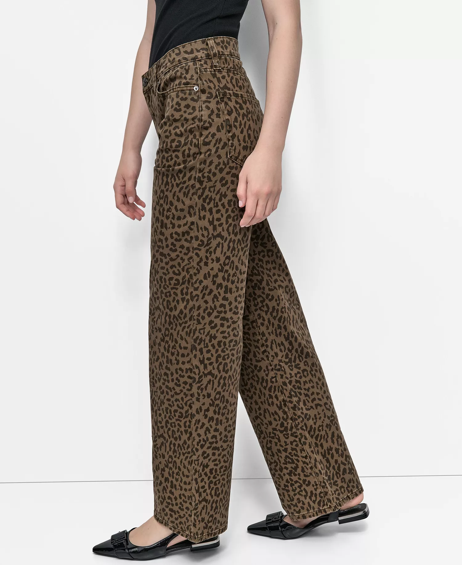 Women's Animal Print Mid-Rise Relaxed Straight-Leg Cotton Jeans - Dark Earth Leopard - 24