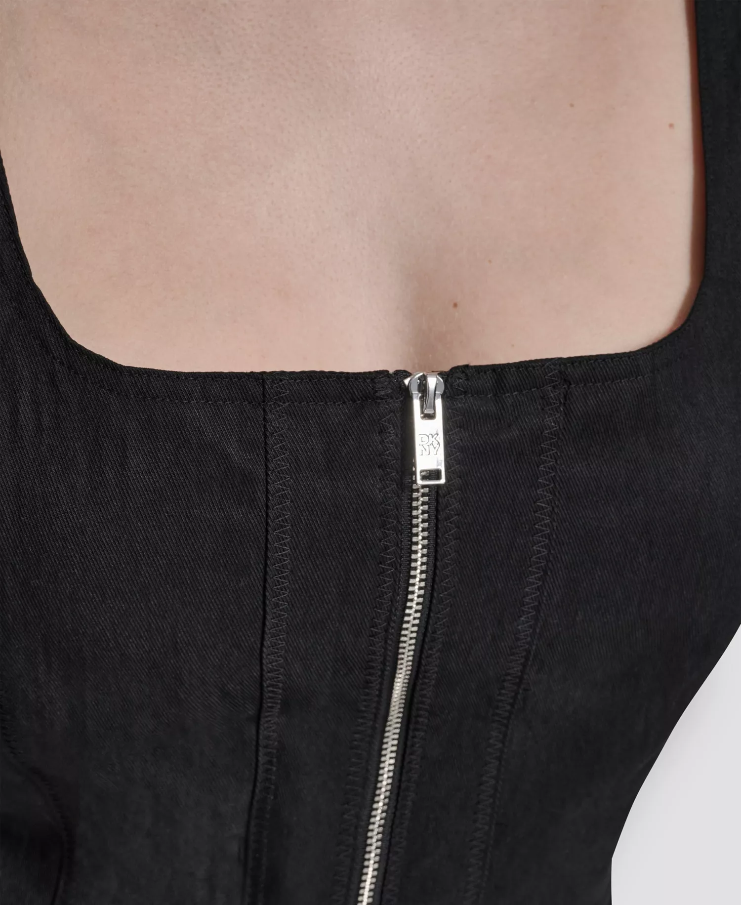 Women's Long-Sleeve Blazer, Belted Front Seam Twill Pants, and Sleeveless Zipper Corset Top - Black - L