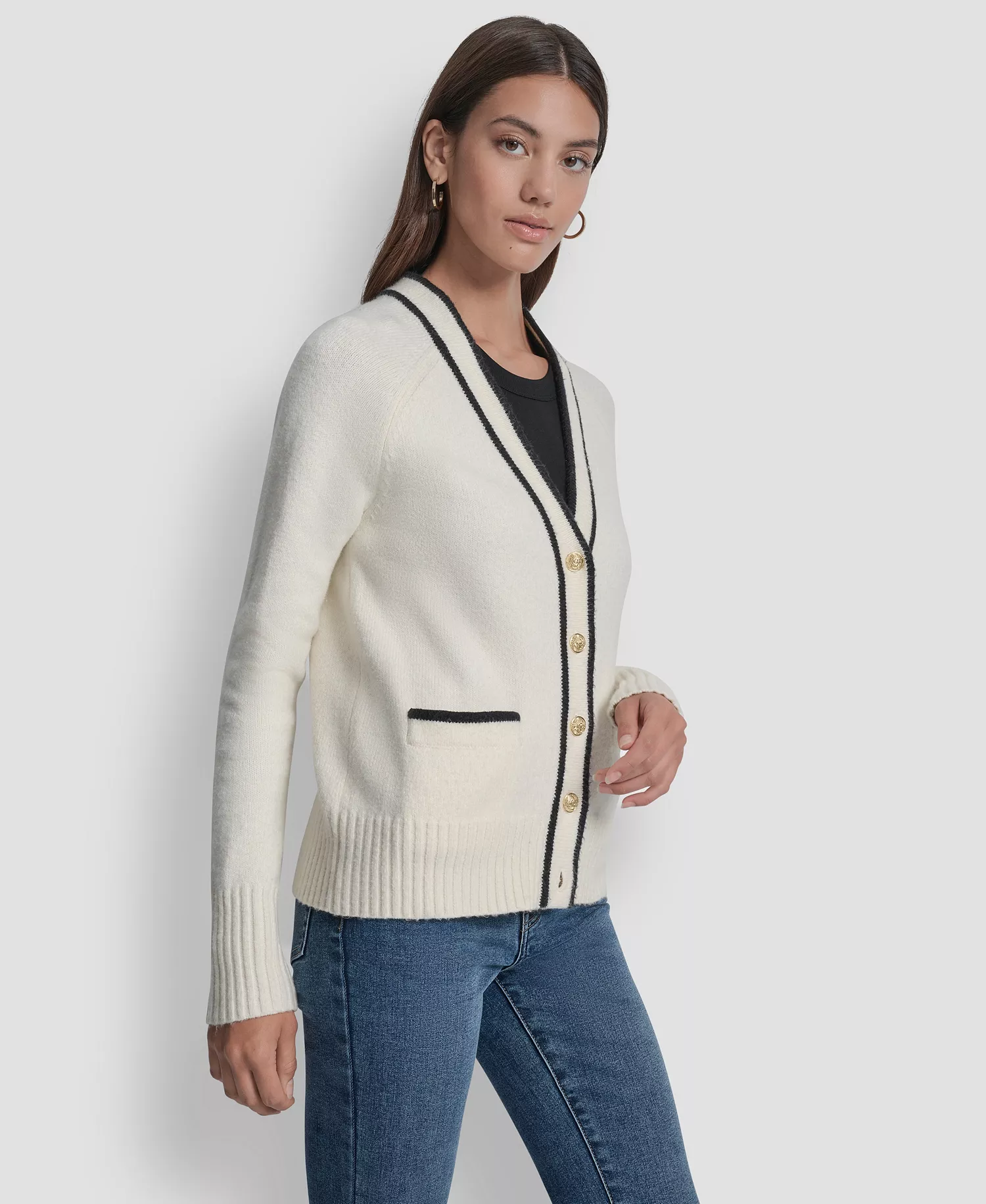 Women's Long Sleeve Tipped V-Neck Cardigan Sweater - Eggnog/Black - L