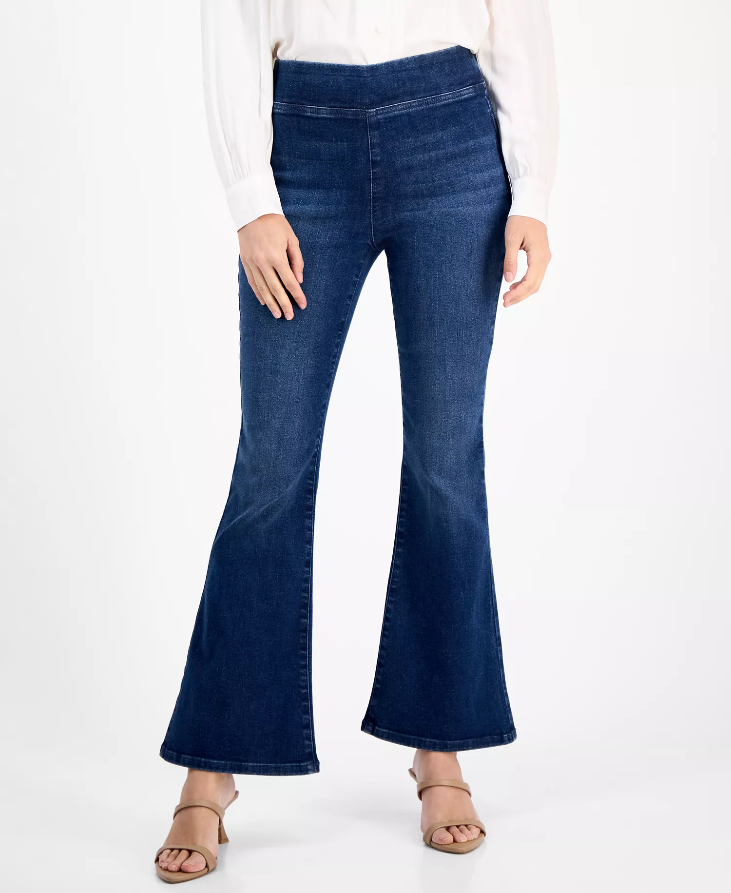 Petite Flared-Leg Pull-On Jeans, Macy's Exclusive  - Medium/Dark - 0P