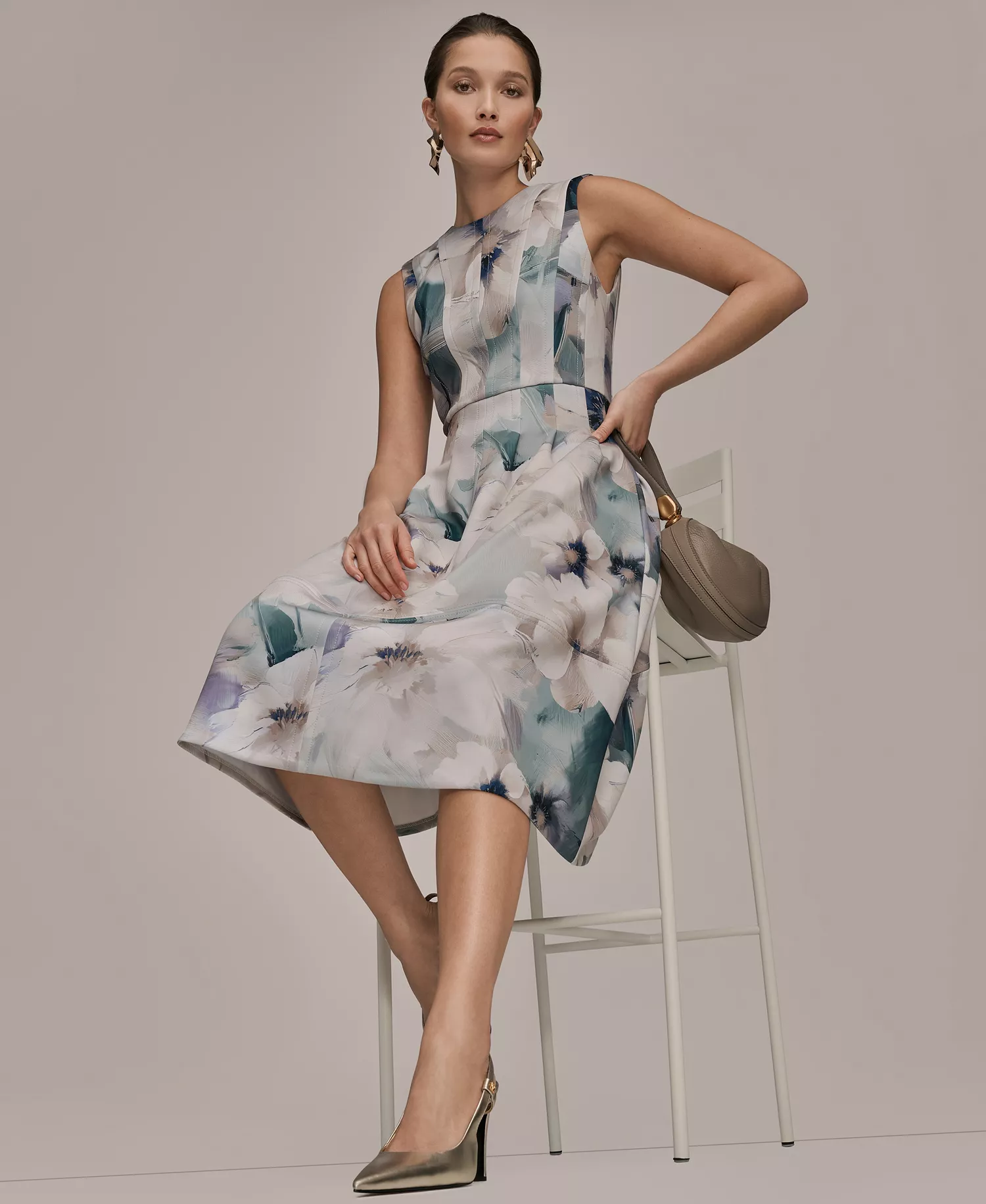 Women's Sleeveless Floral Fit and Flare Midi Dress - Laurel Multi - 10