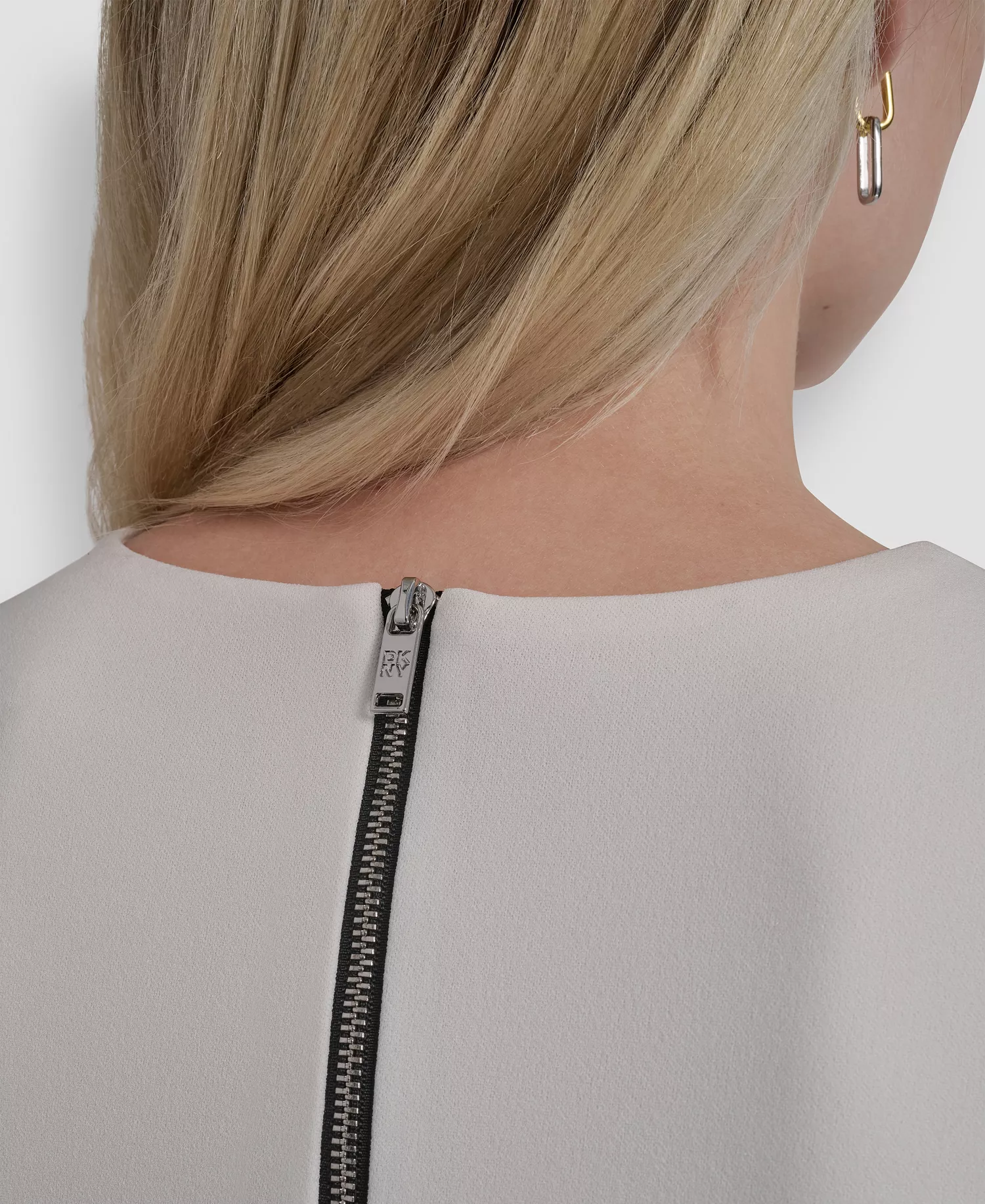 Women's Scuba Crepe Jewel Neck Dress - Ivory/Black - 0P