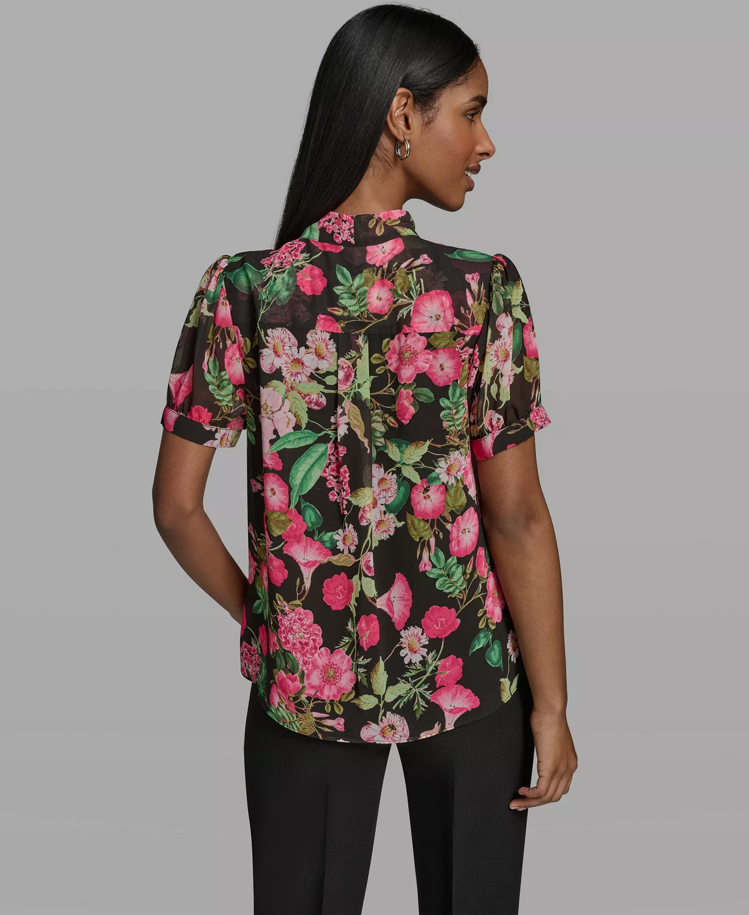 Women's V-Neck Woven Blouse - Black Multi - L
