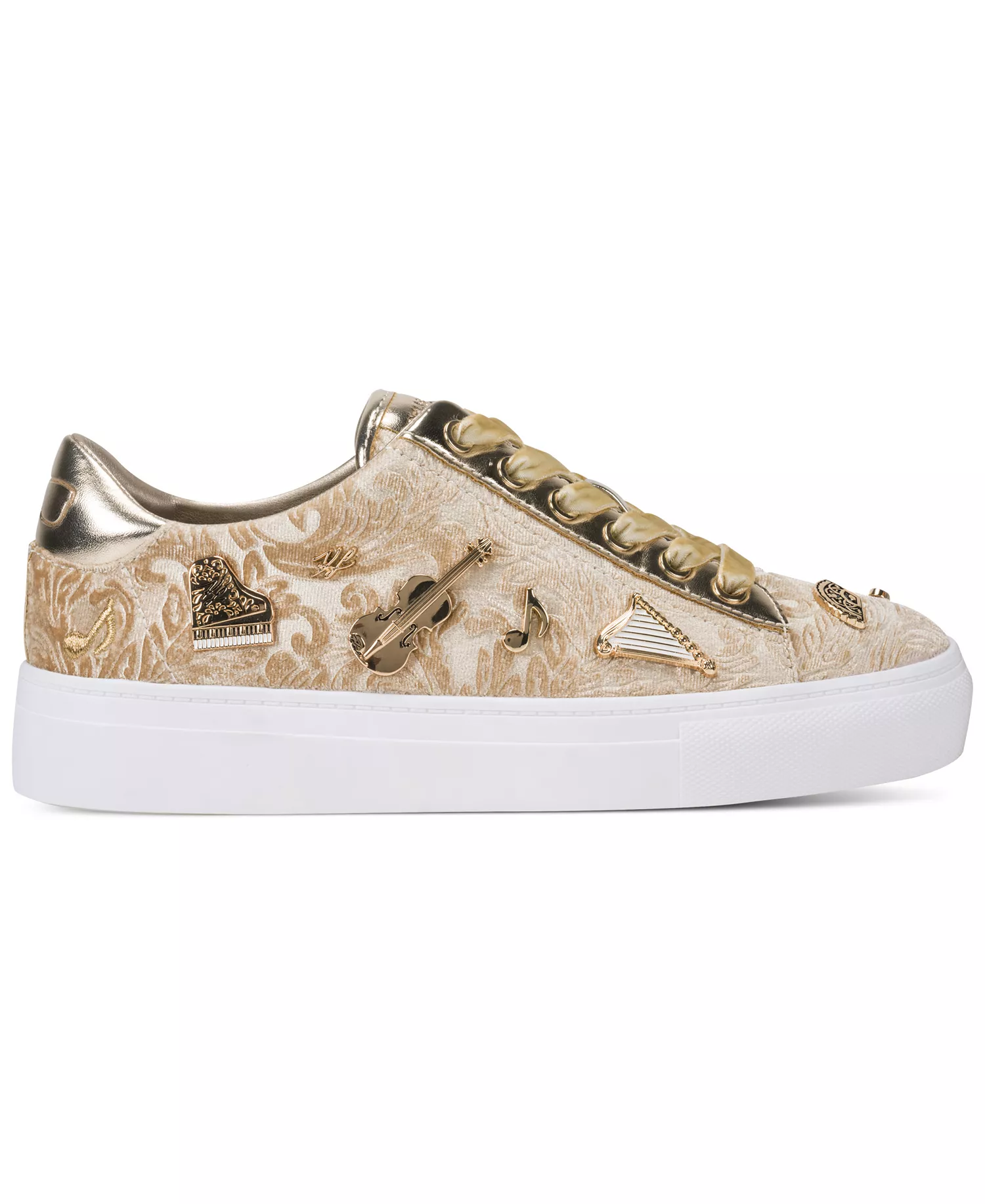 Women's Cate Rococo Pins Round Toe Sneakers - White Gold - 5.5M