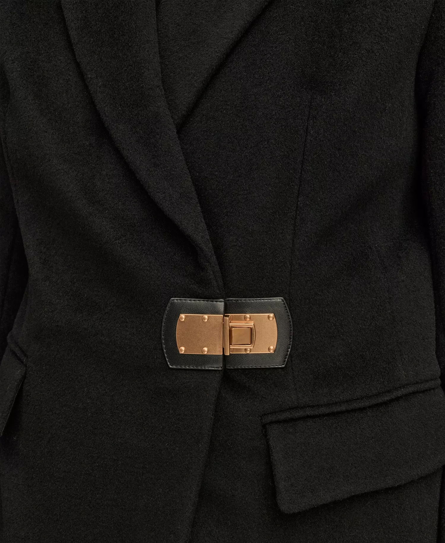Women's Buttoned Notch Collared Coat - Black - L