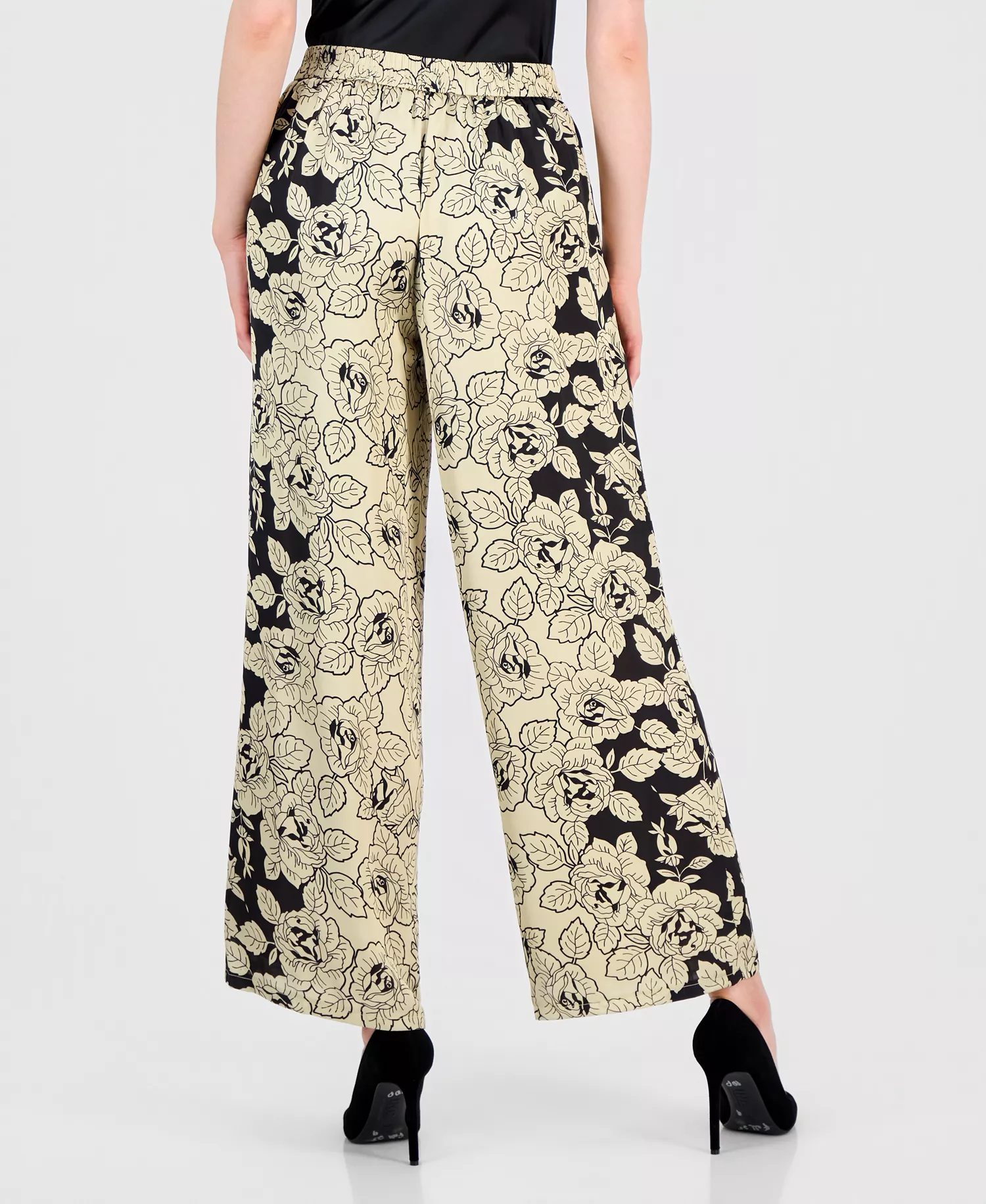 Women's Printed Pull-On Wide-Leg Pants - Golden Roses  Place Print - L