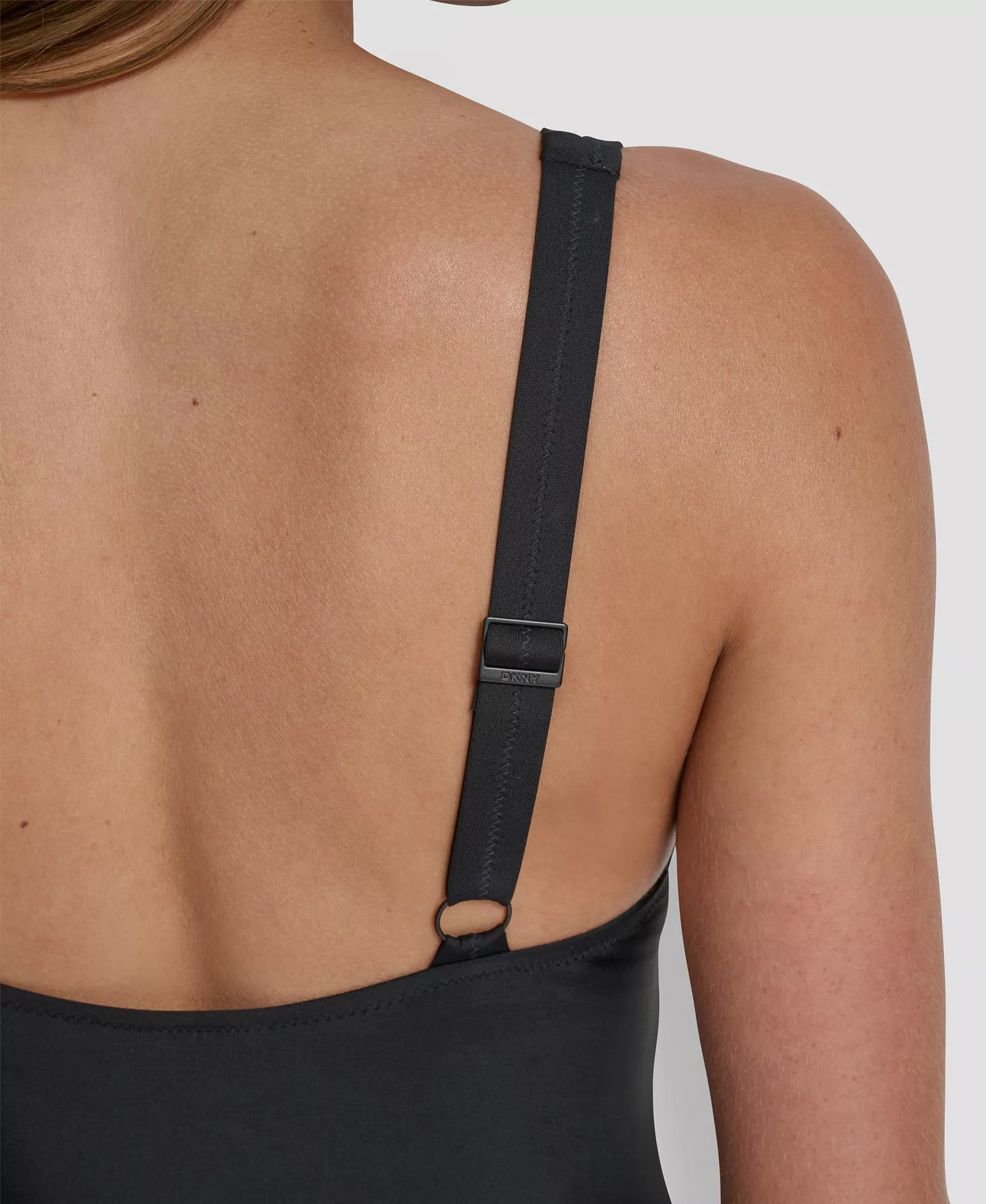 Women's Hardware Underwire One-Piece Swimsuit - Black - L