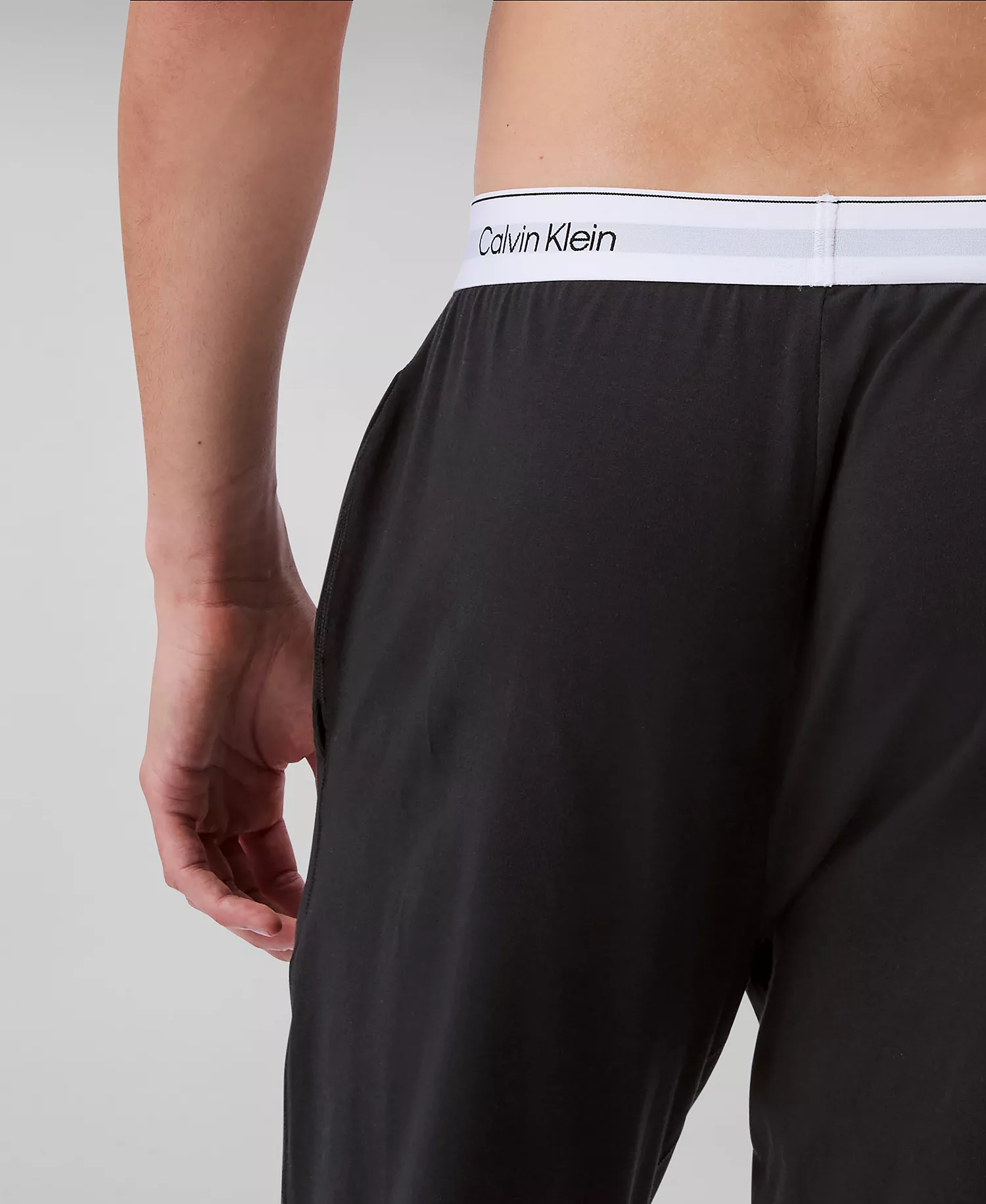 Men's Modern Cotton Logo Pajama Jogger - Black - L