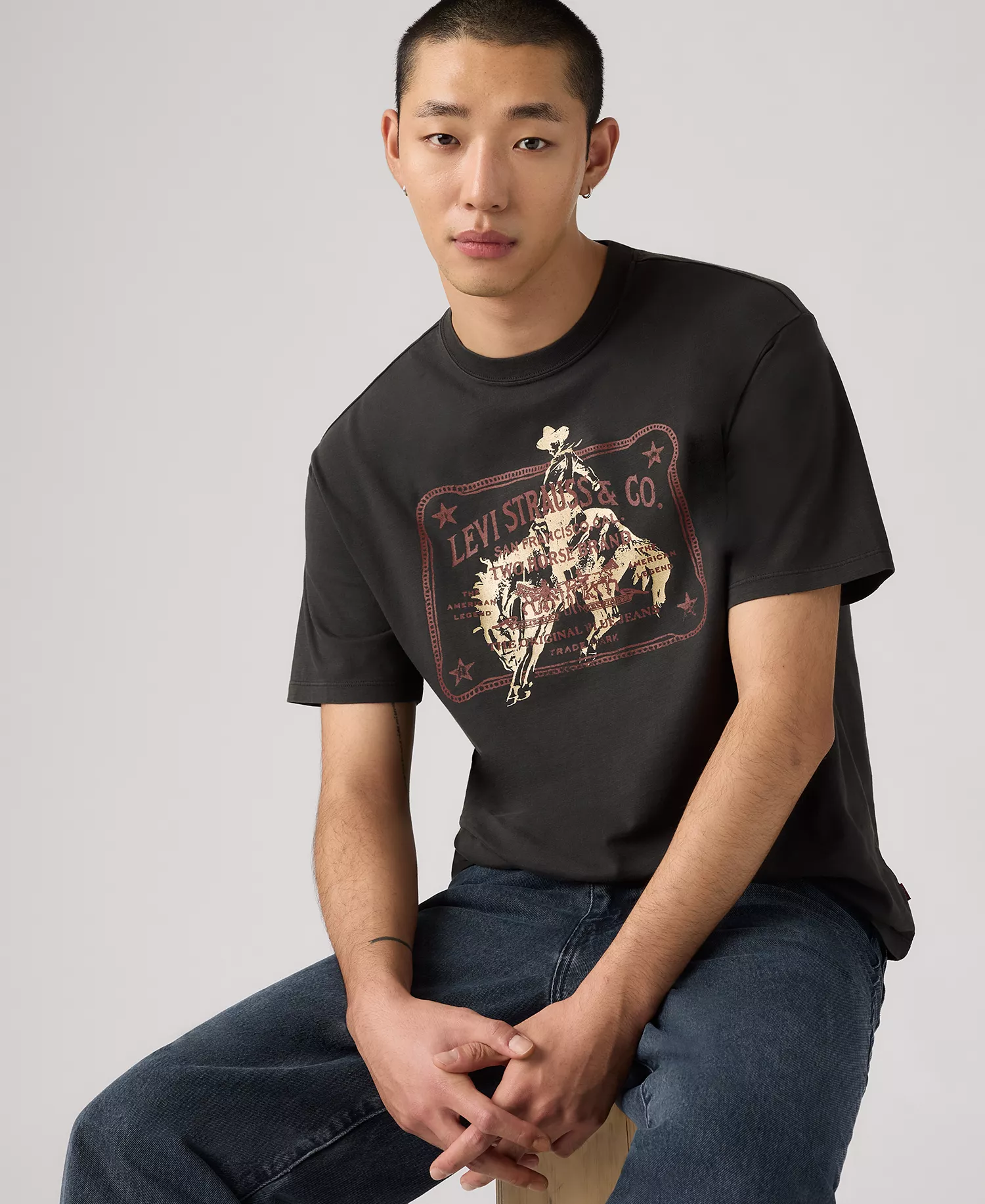 Levis Mens SS Vintage Graphic Tees - Black - 2XL