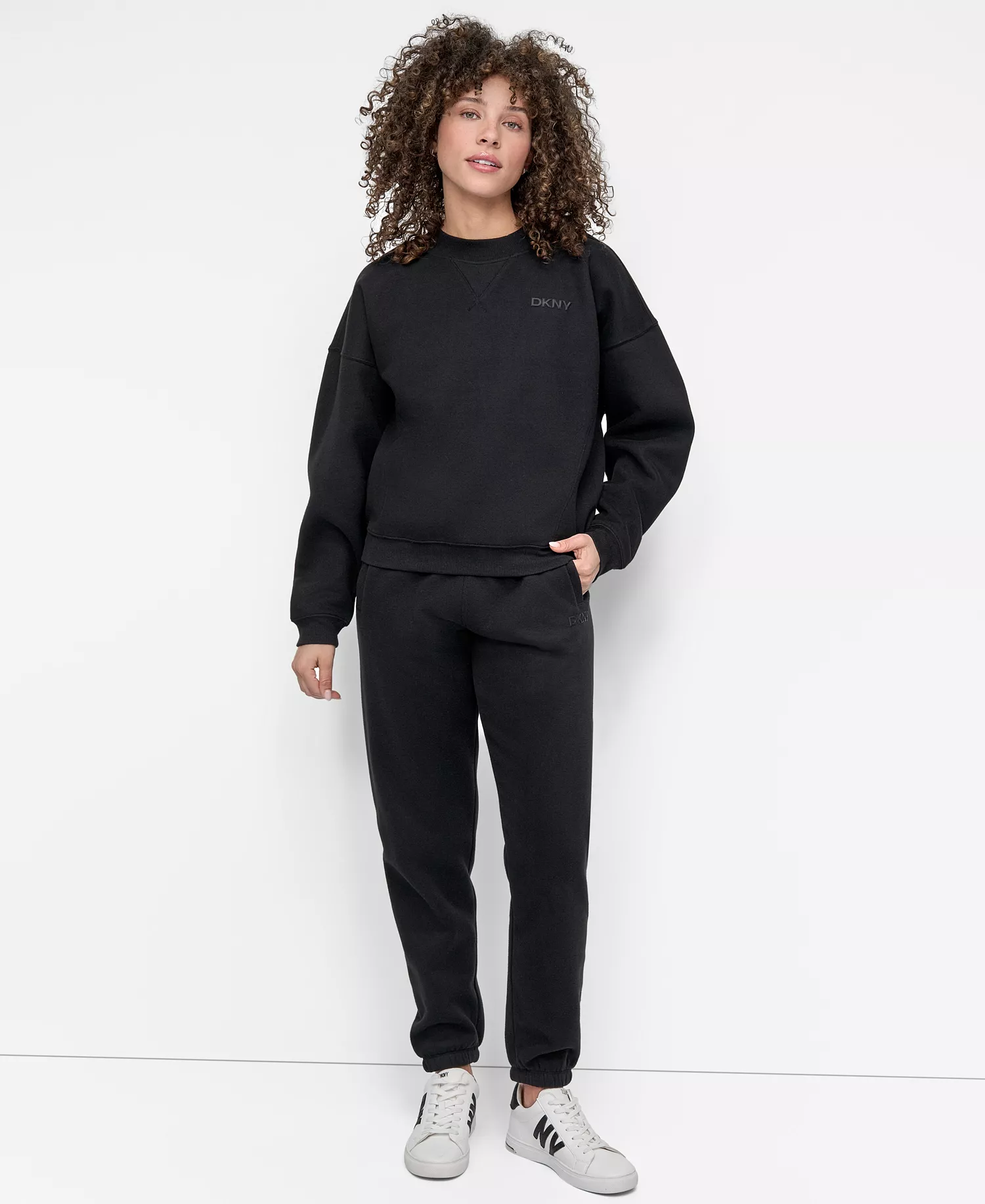Women's Crew Neck Long Sleeve Sweatshirt - Black - L