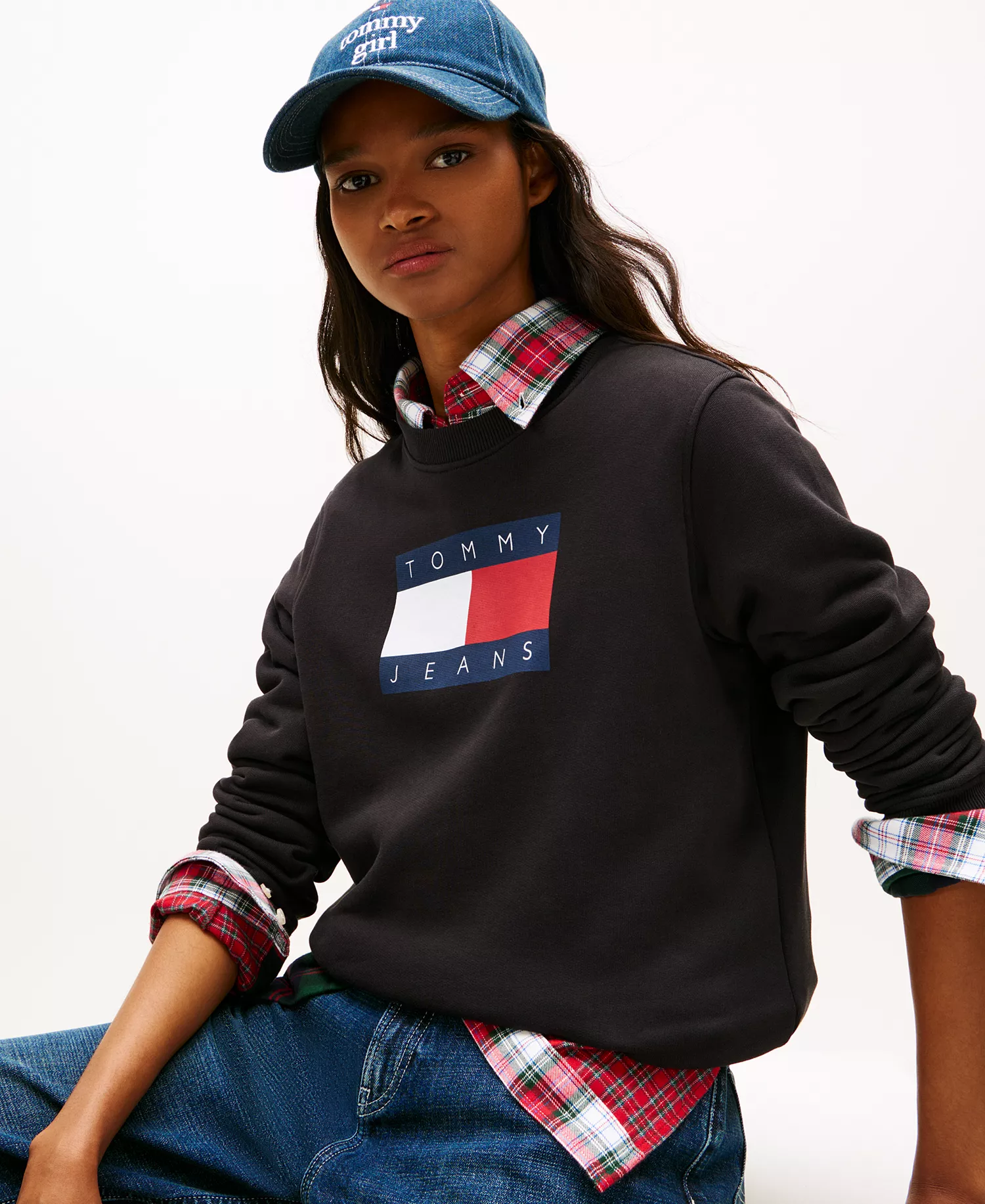 Women's Flag Crewneck Sweatshirt - Black - L