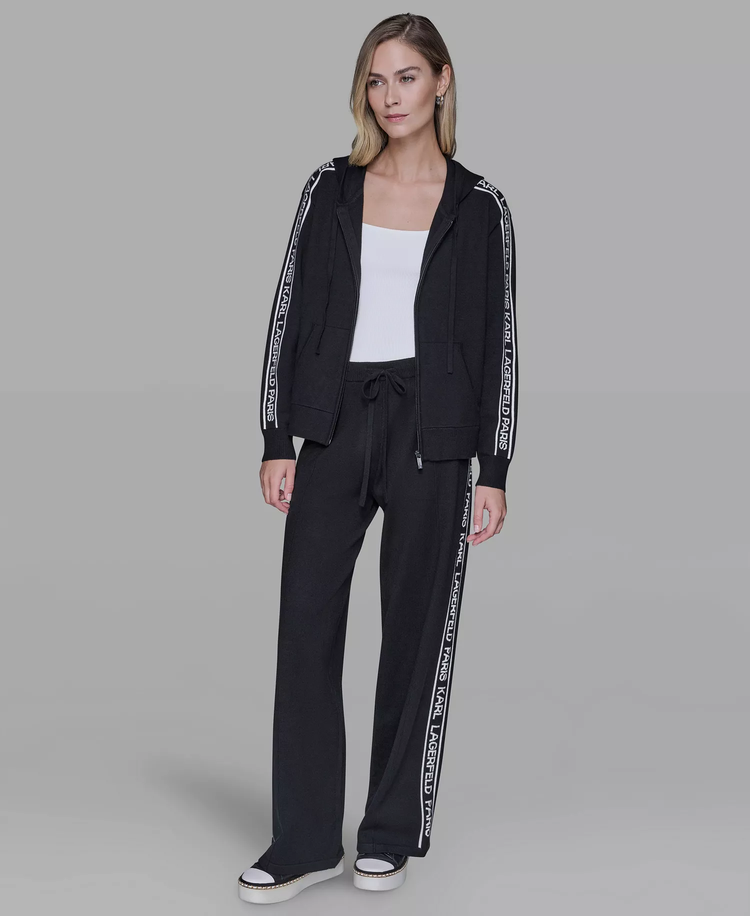 Women's Logo Detail Long-Sleeve Jacket - Black - L