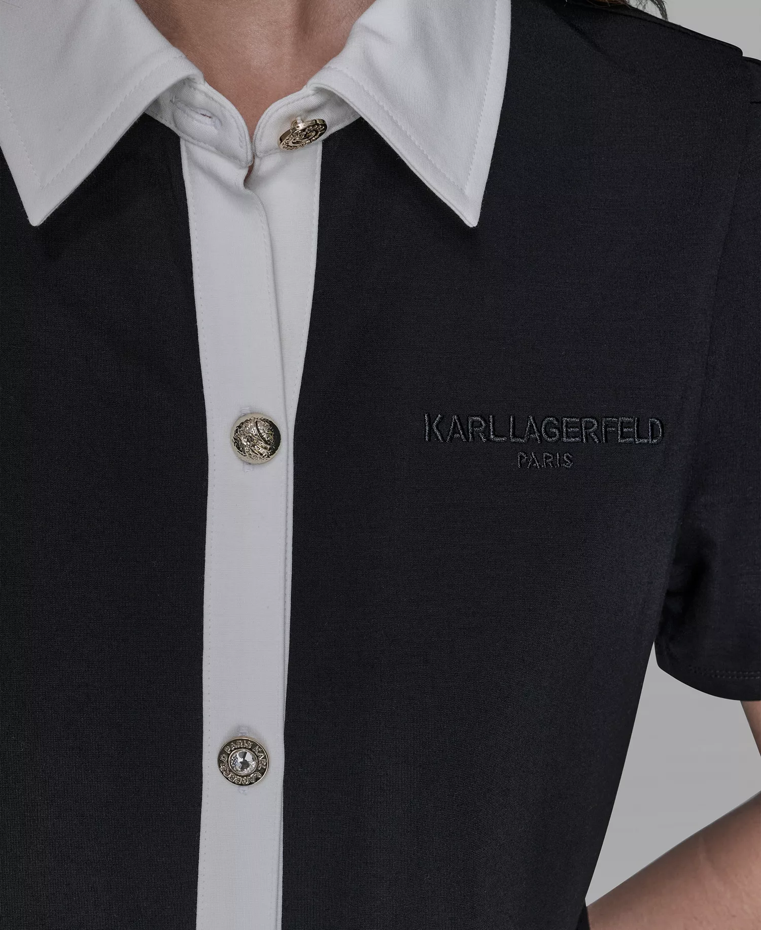 Women's Short-Sleeve Button-Front Top - Black - L