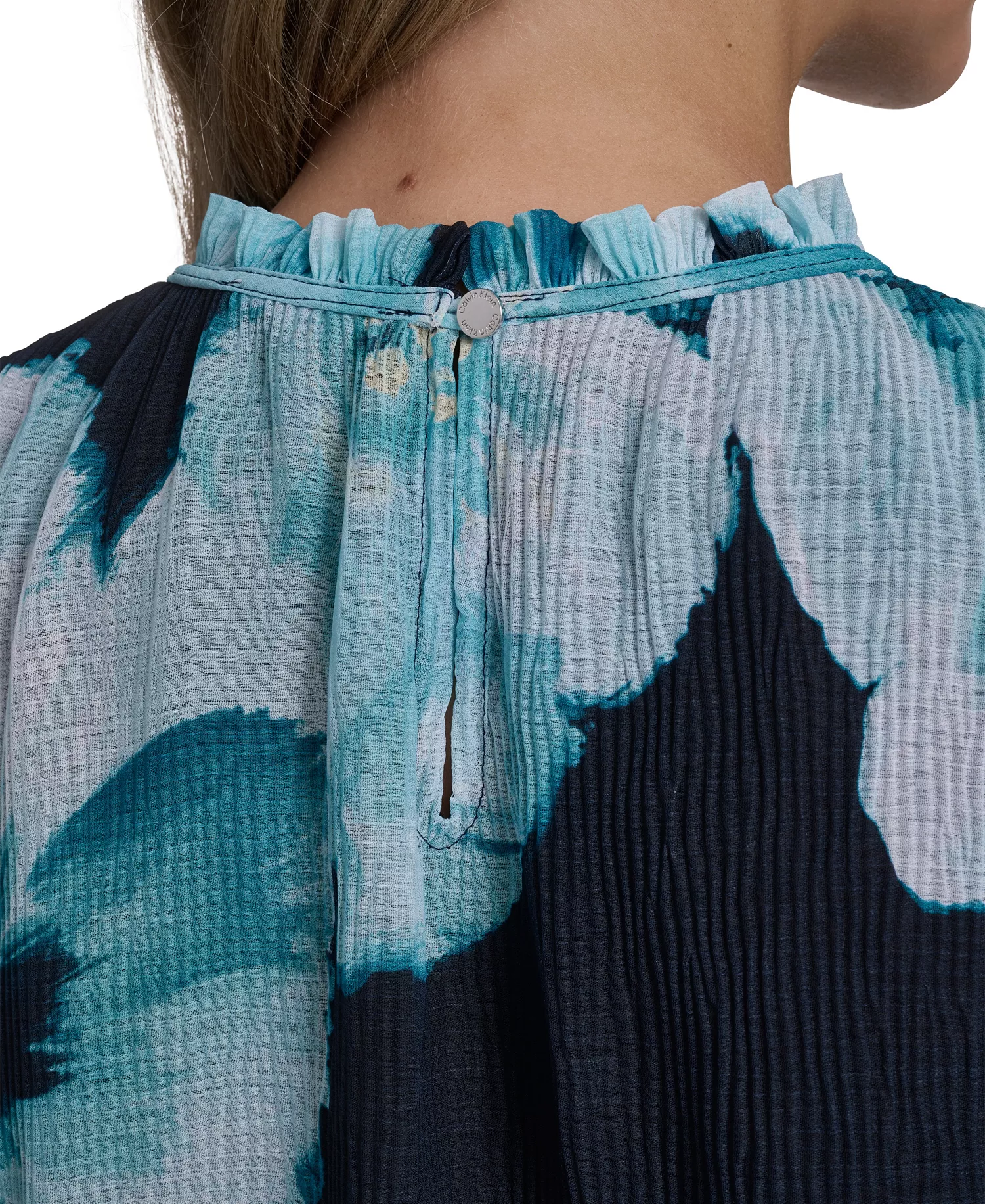 Women's Textured Ruffle Neck Top - Navy/seaspray Multi - L