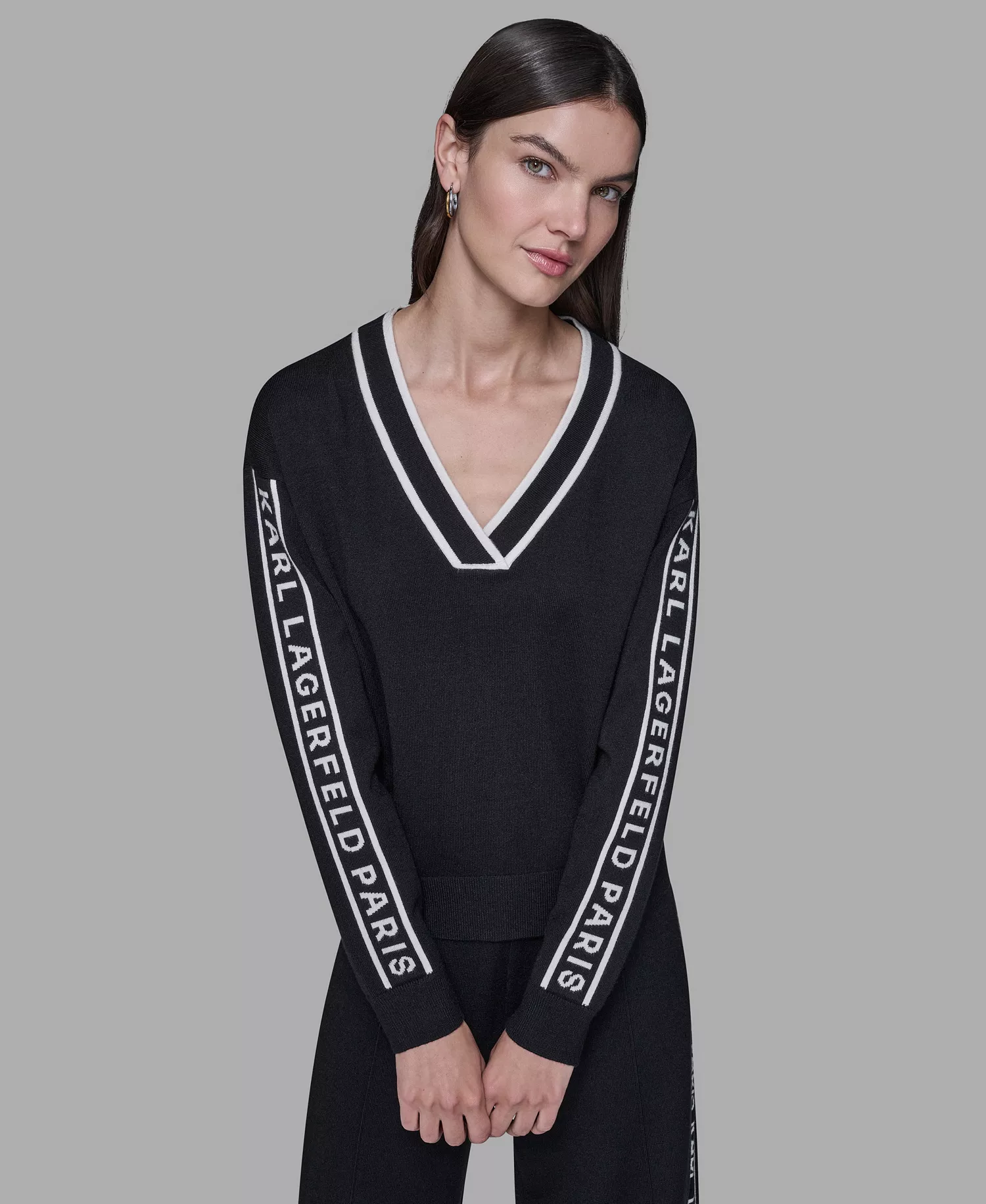 Women's Logo Tape V-Neck Sweater - Black - L