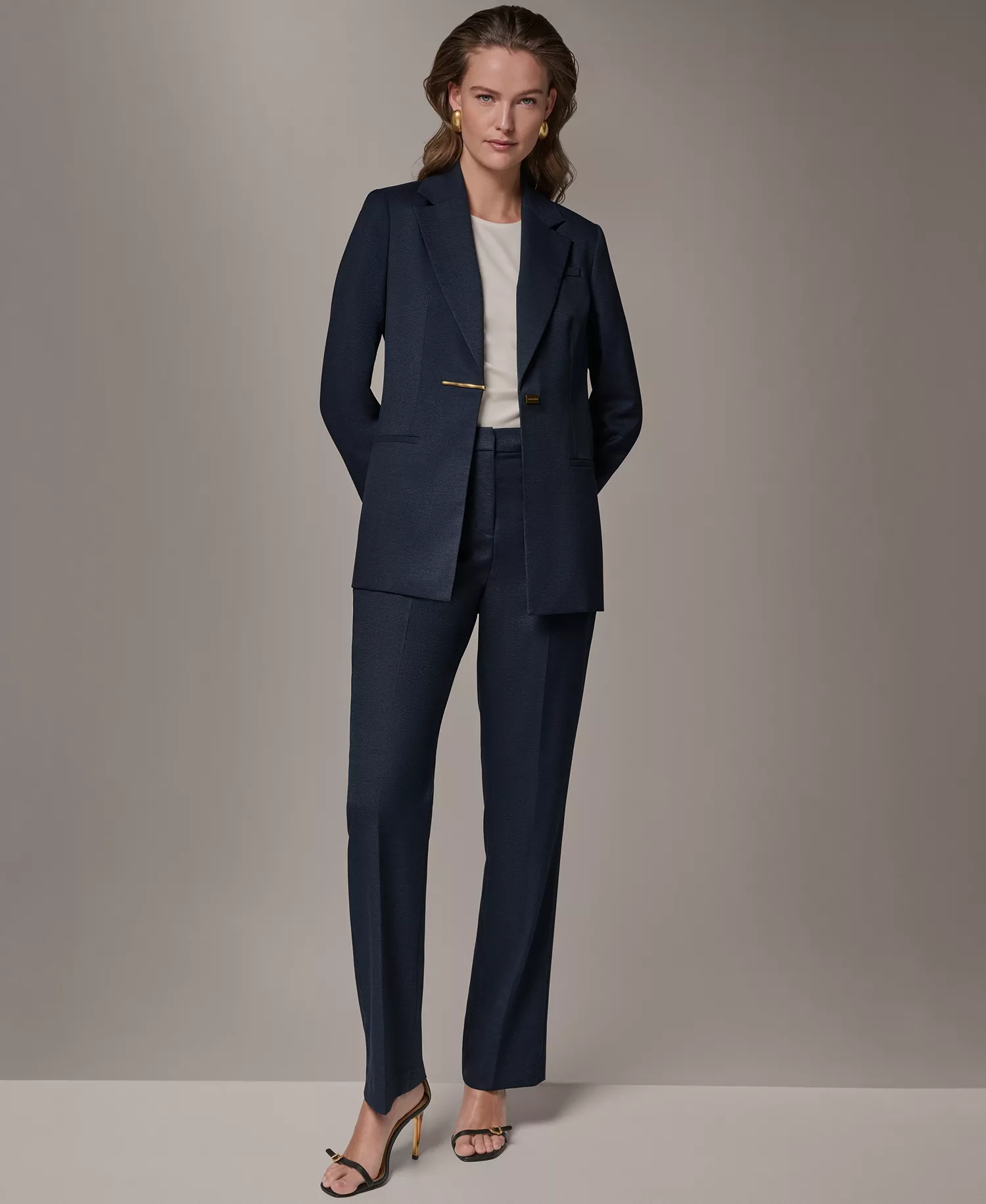 Women's Notch Lapel Padded Shoulder Blazer - Nightfall - 0