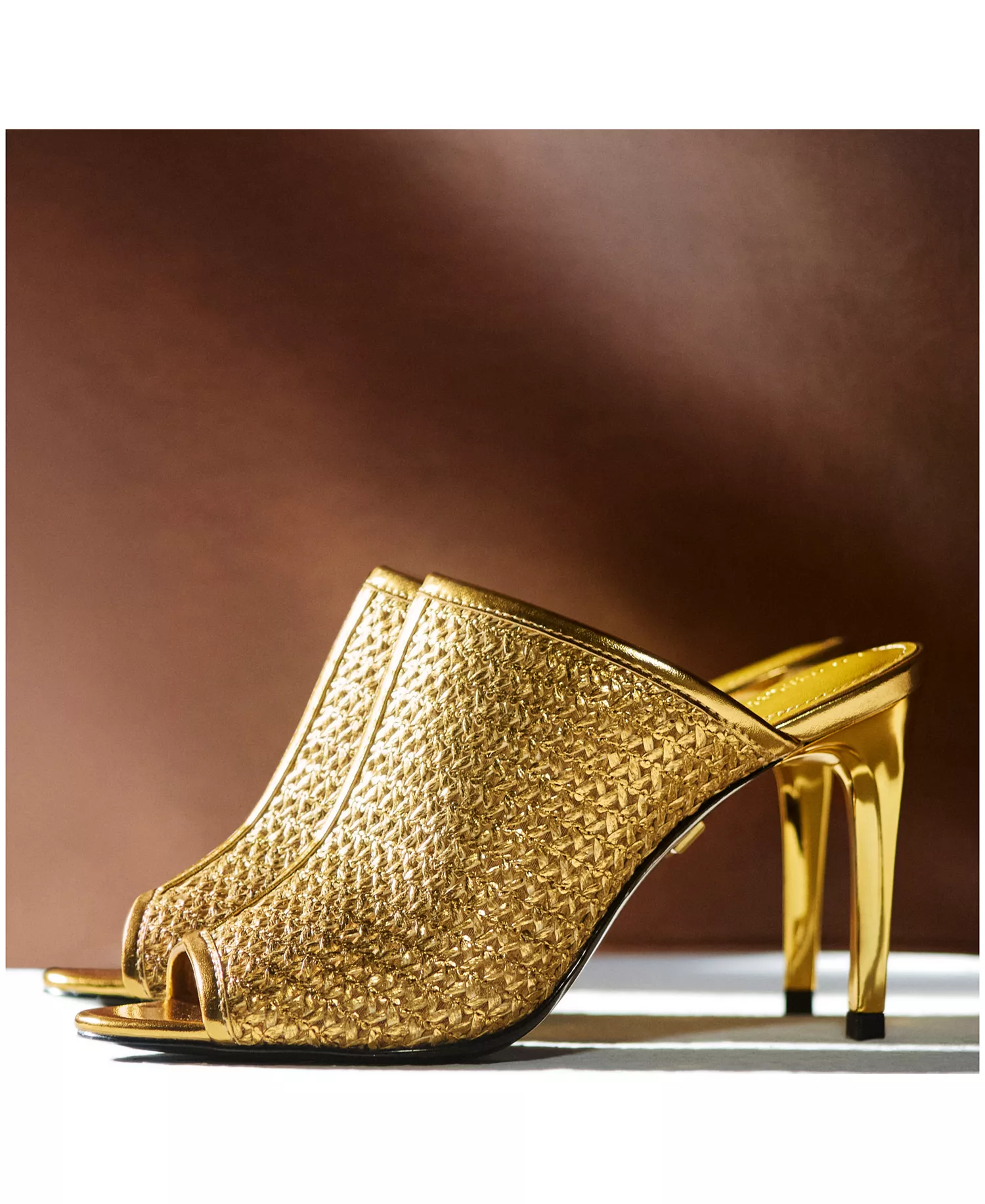 Women's Donna Heeled Stiletto Heel Sandals - Gold - 10