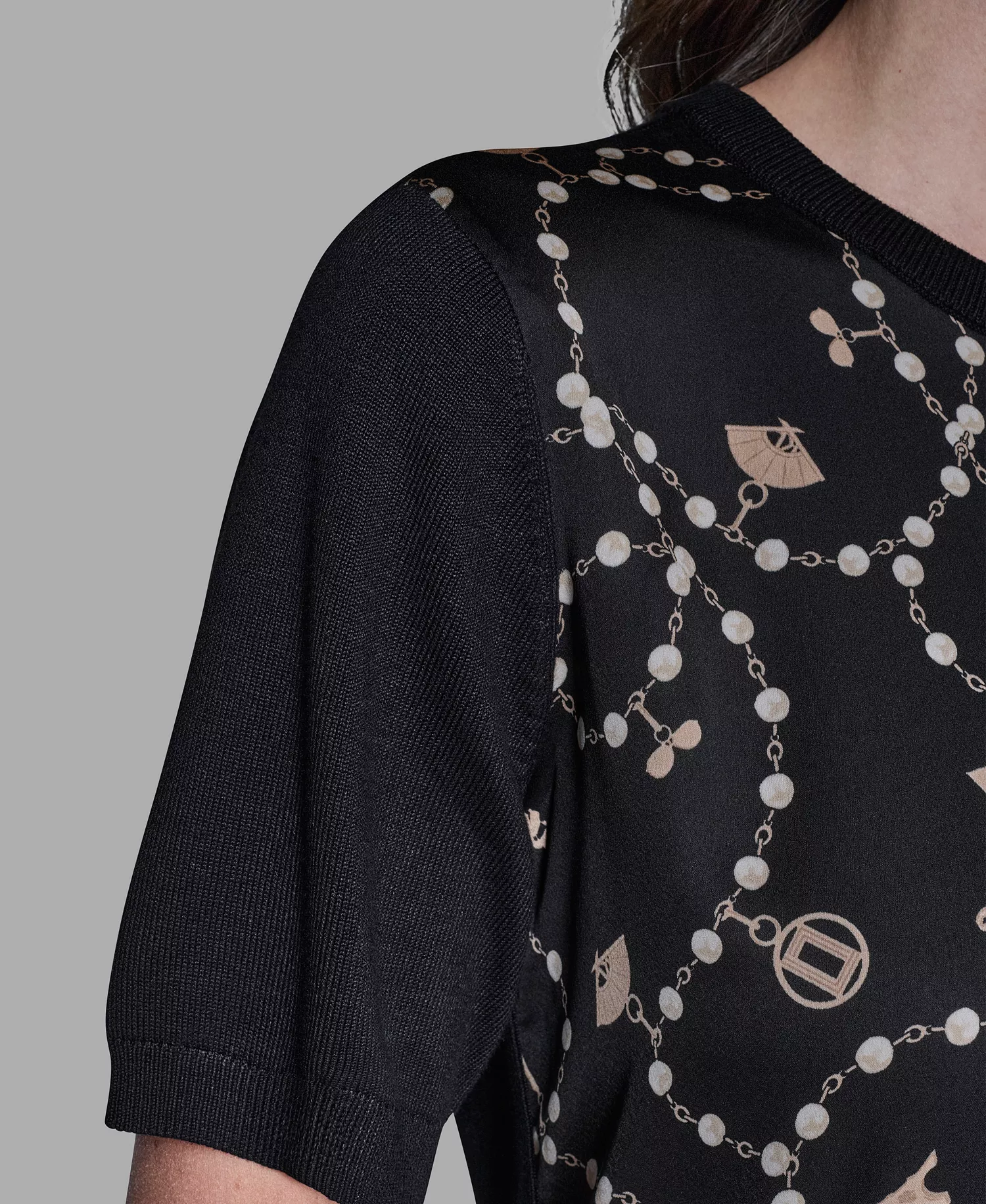 Women's Short-Sleeve Printed Sweater - Black Multi - L