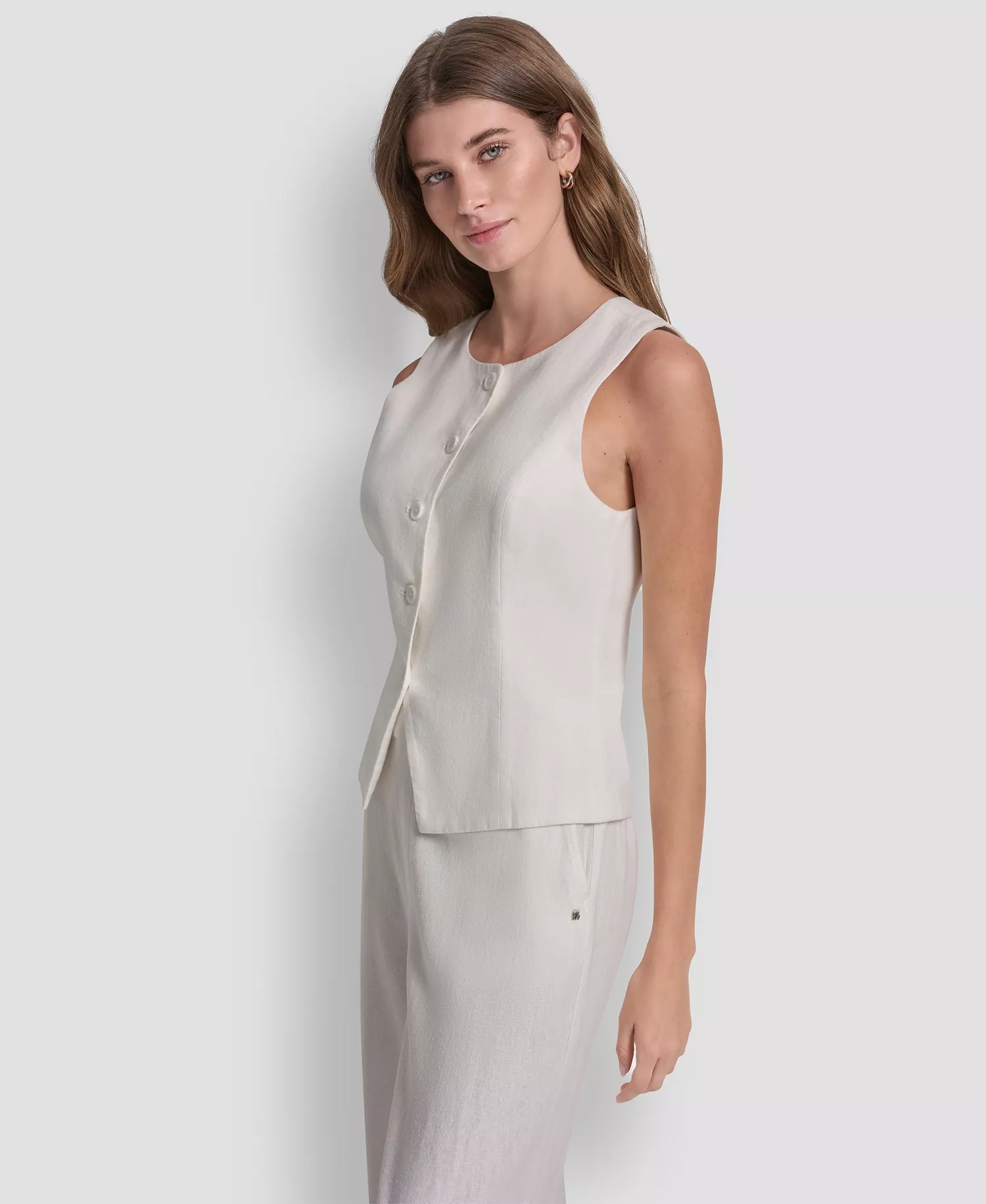 Women's Linen-Blend Crewneck Button-Front Vest - Ivory - L