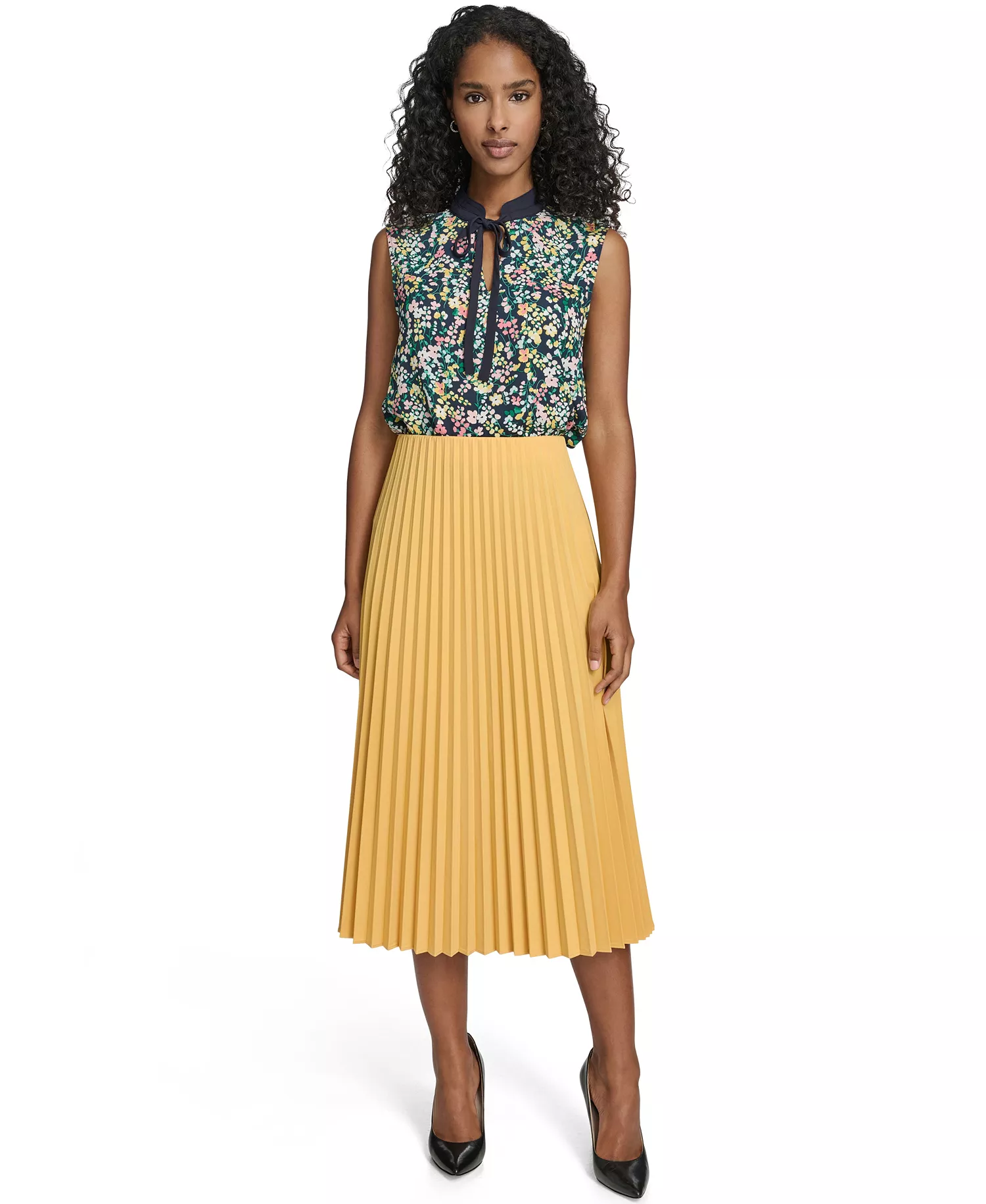 Women's Pleated Pull-On Skirt - Deep Maize - L
